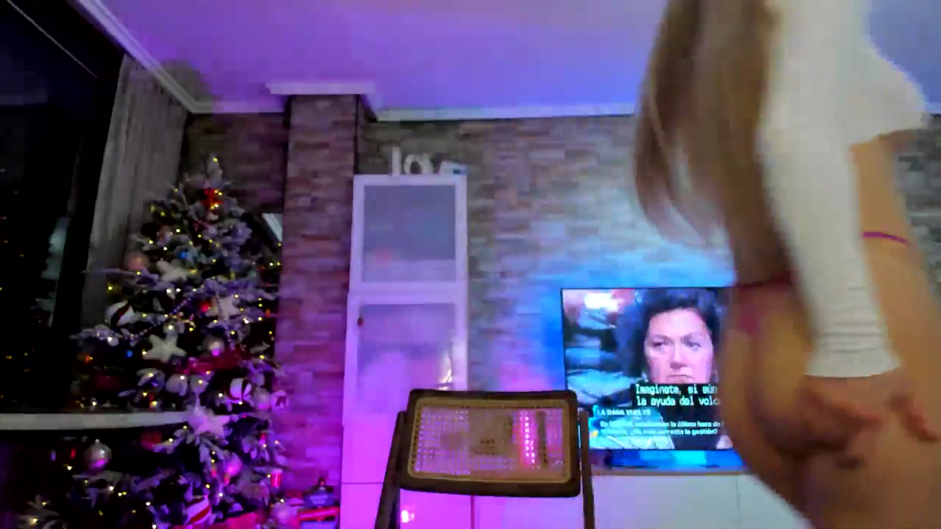 Gallery image thumbnail from Alesia_'s myfreecams stream on, 11/14/2024, 02:00 image 6 of 20