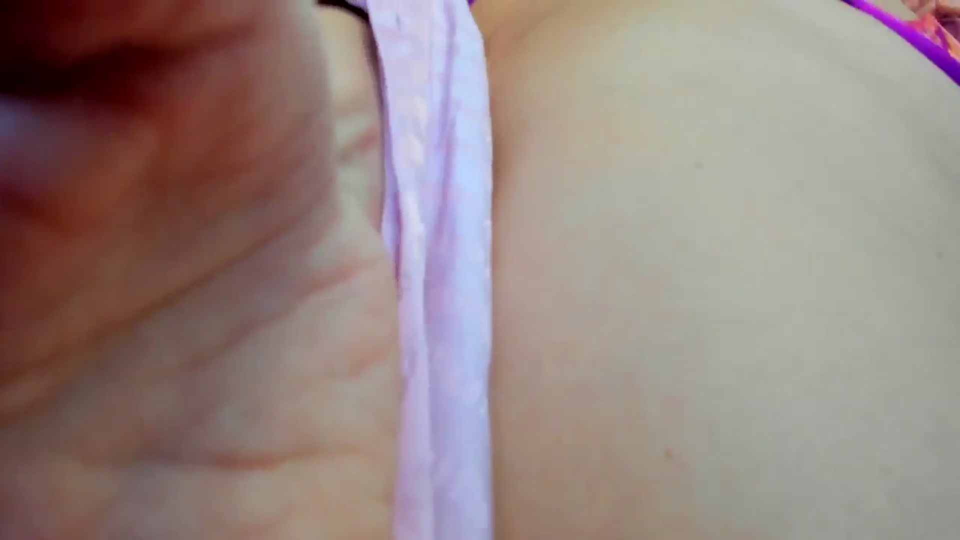 Gallery image thumbnail from Alesia_'s myfreecams stream on, 11/21/2024, 01:06 image 3 of 20