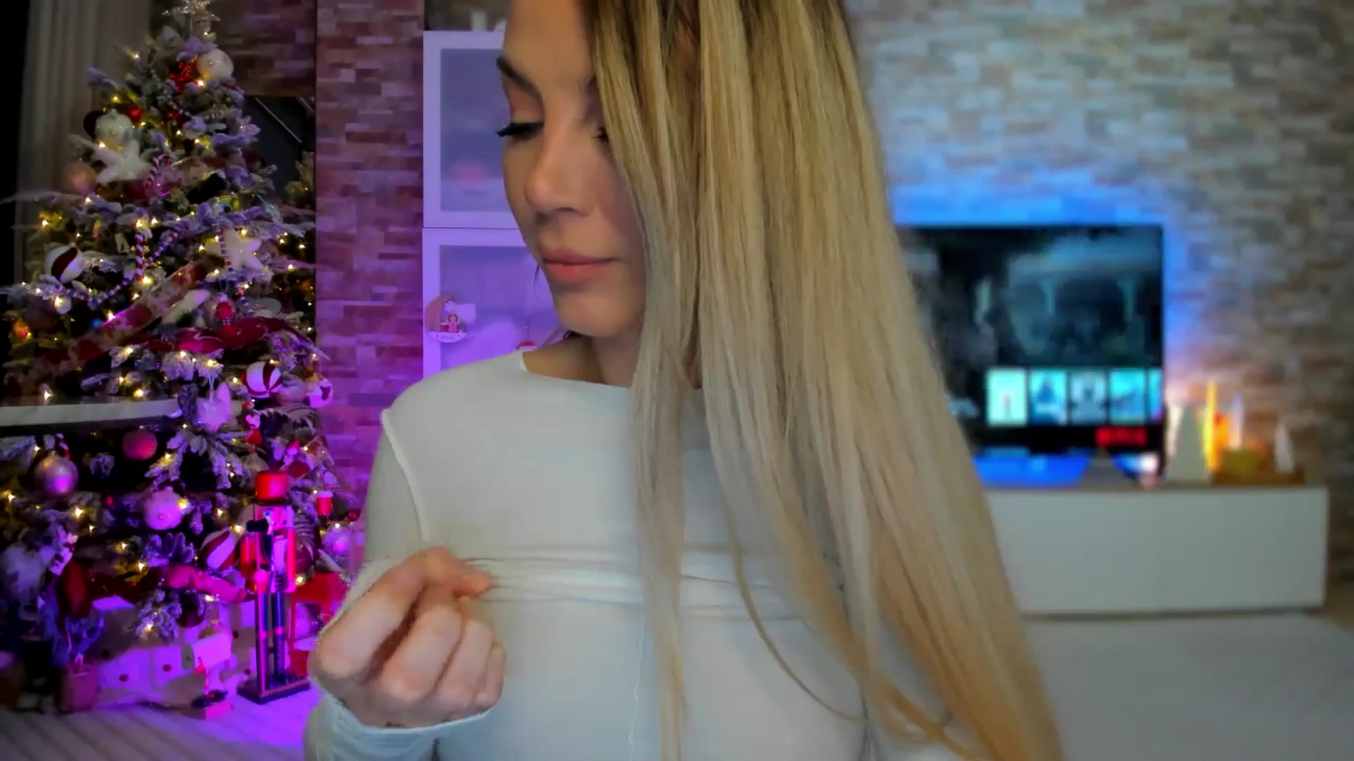 Gallery image thumbnail from Alesia_'s myfreecams stream on, 11/30/2024, 24:50 image 3 of 20