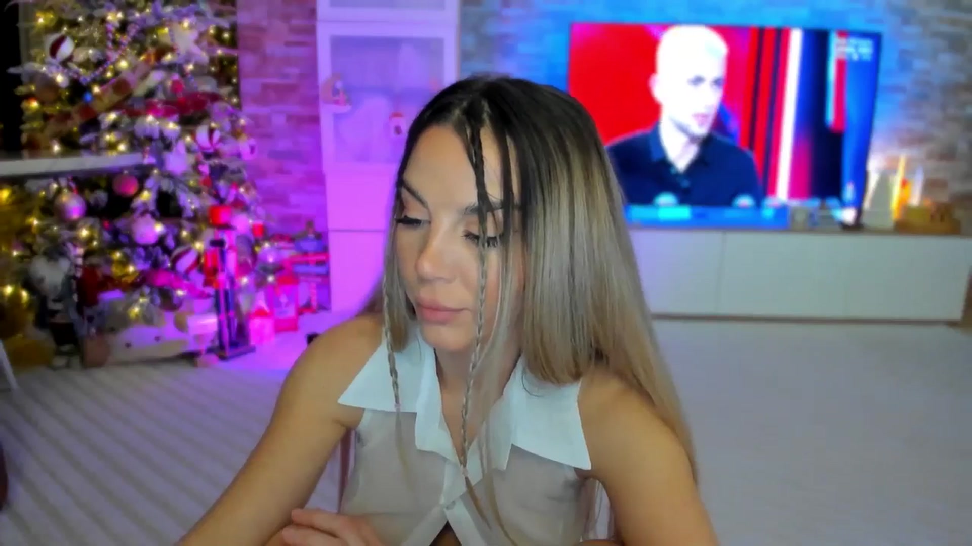 Gallery image thumbnail from Alesia_'s myfreecams stream on, 12/03/2024, 02:09 image 4 of 20