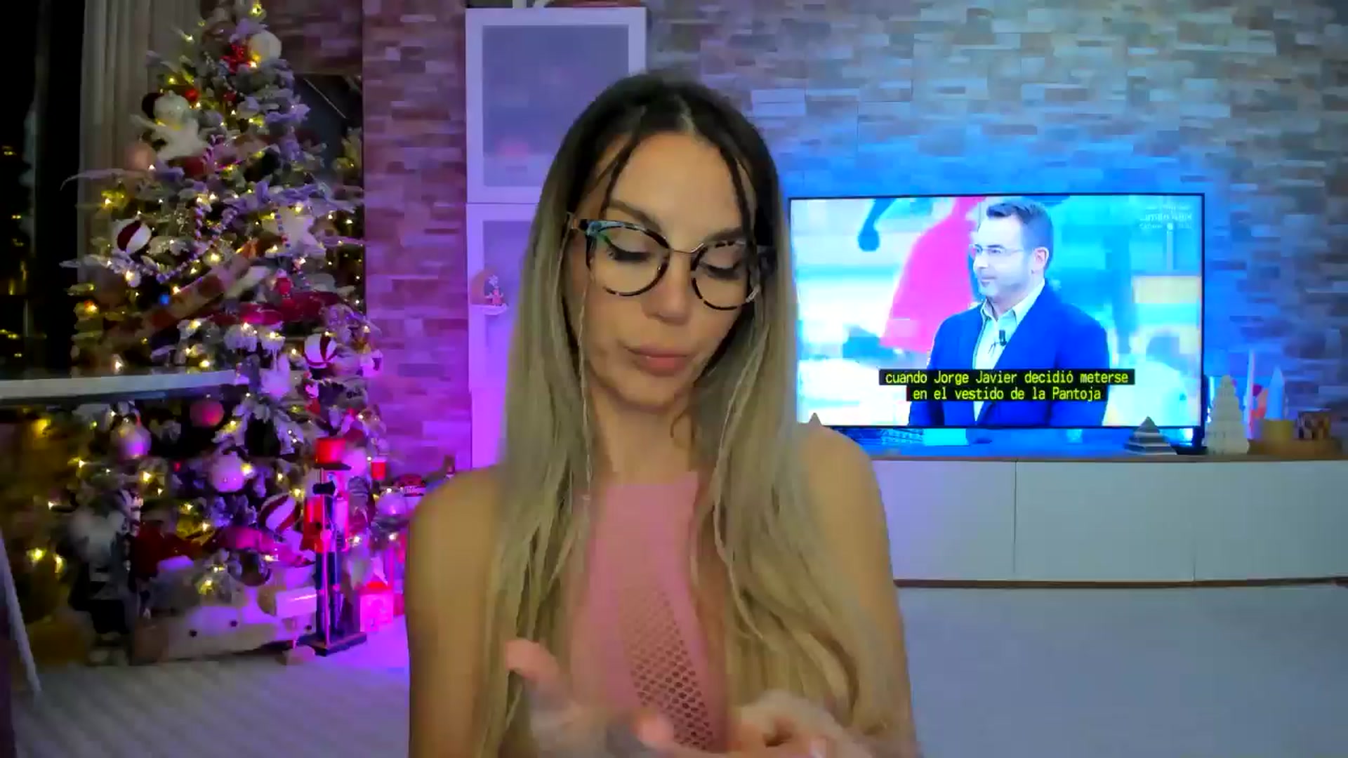 Gallery image thumbnail from Alesia_'s myfreecams stream on, 12/03/2024, 02:09 image 15 of 20