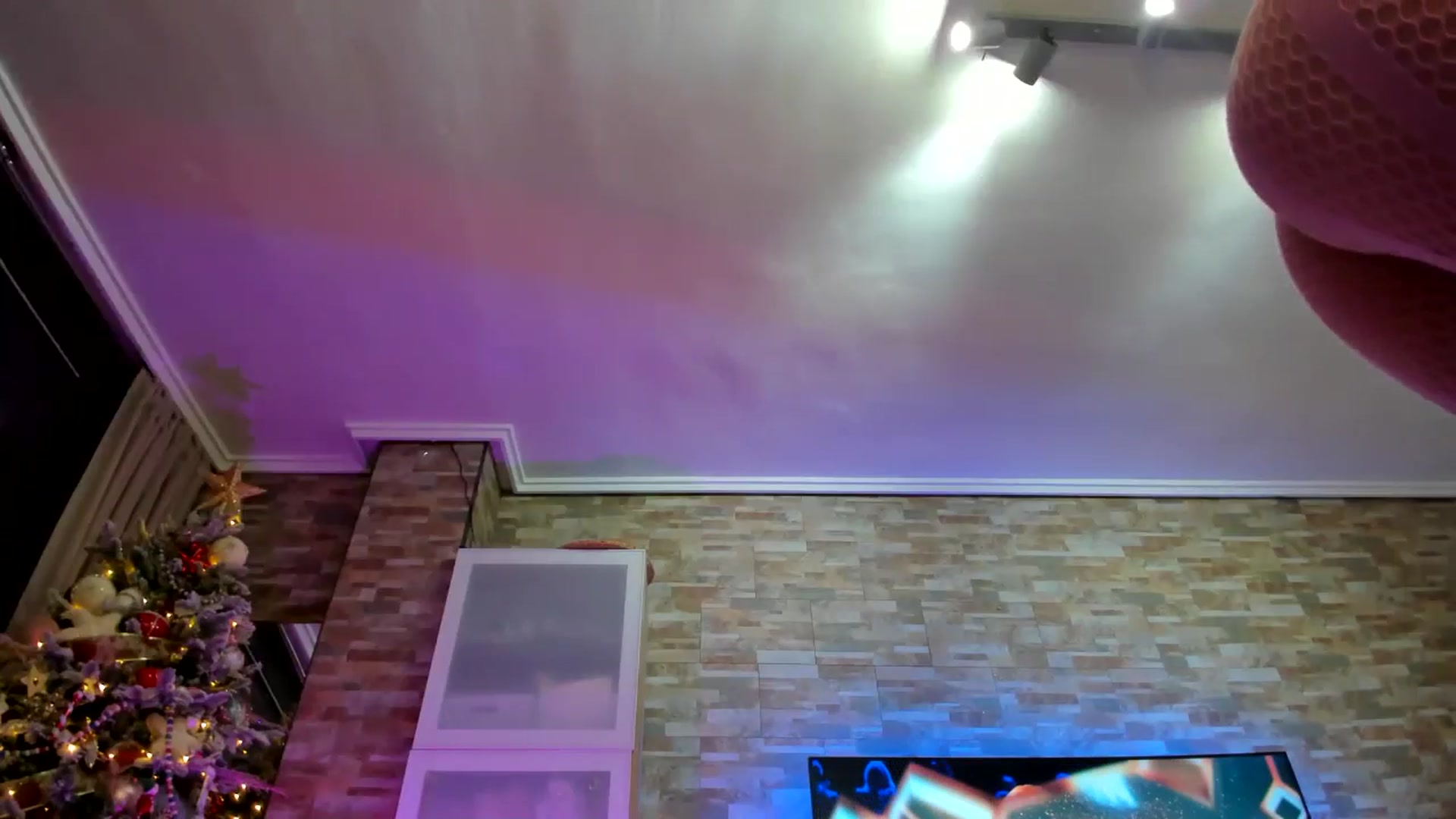 Gallery image thumbnail from Alesia_'s myfreecams stream on, 12/23/2024, 23:38 image 5 of 20