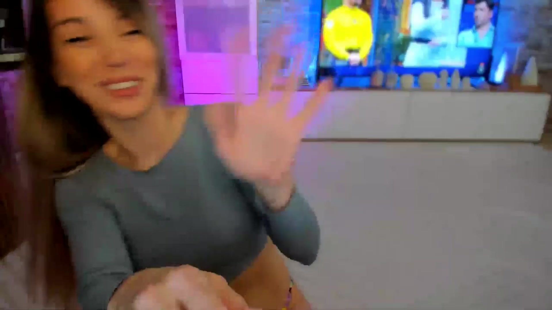 Gallery image thumbnail from Alesia_'s myfreecams stream on, 01/13/2025, 24:44 image 7 of 20