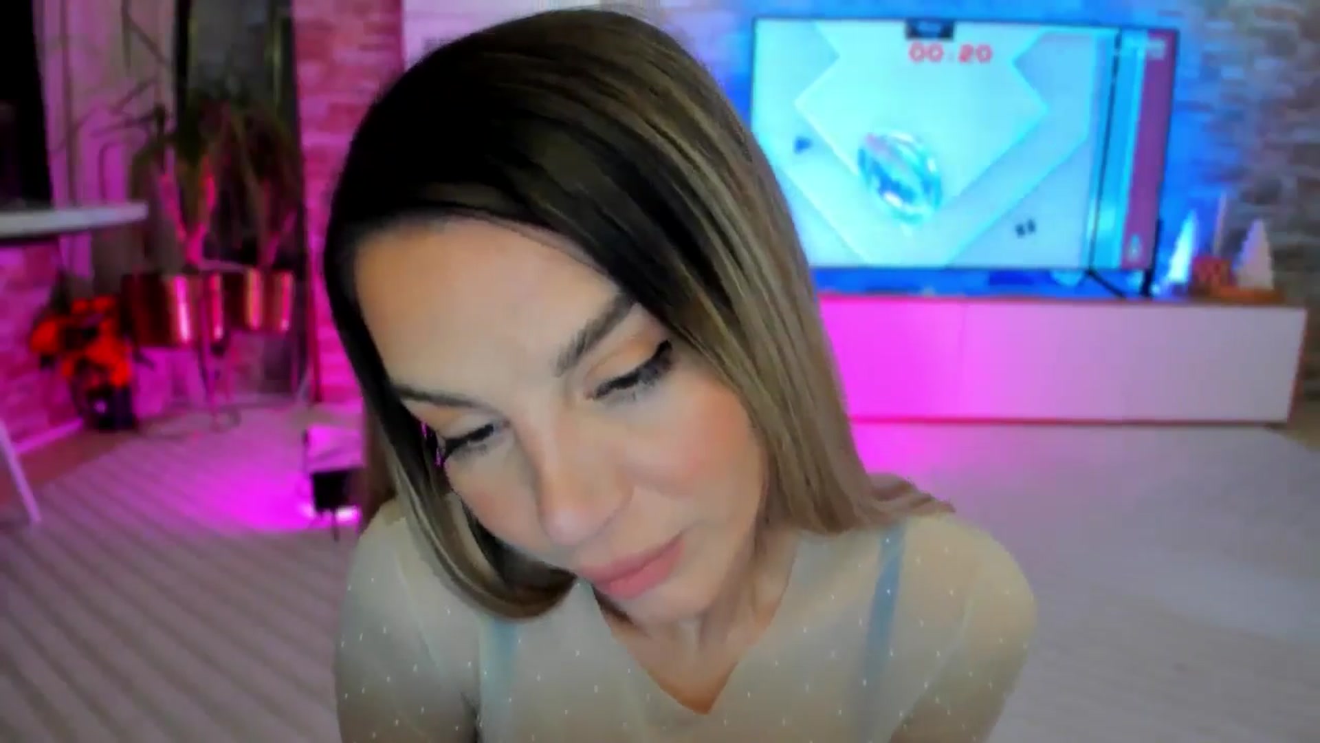 Gallery image thumbnail from Alesia_'s myfreecams stream on, 01/16/2025, 24:41 image 19 of 20