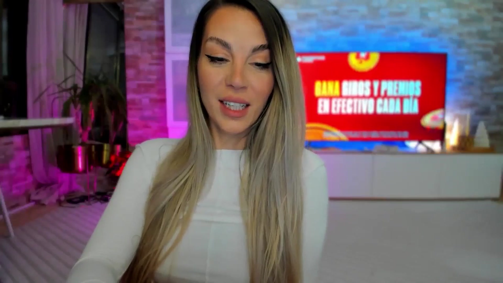 Gallery image thumbnail from Alesia_'s myfreecams stream on, 01/19/2025, 02:03 image 12 of 20