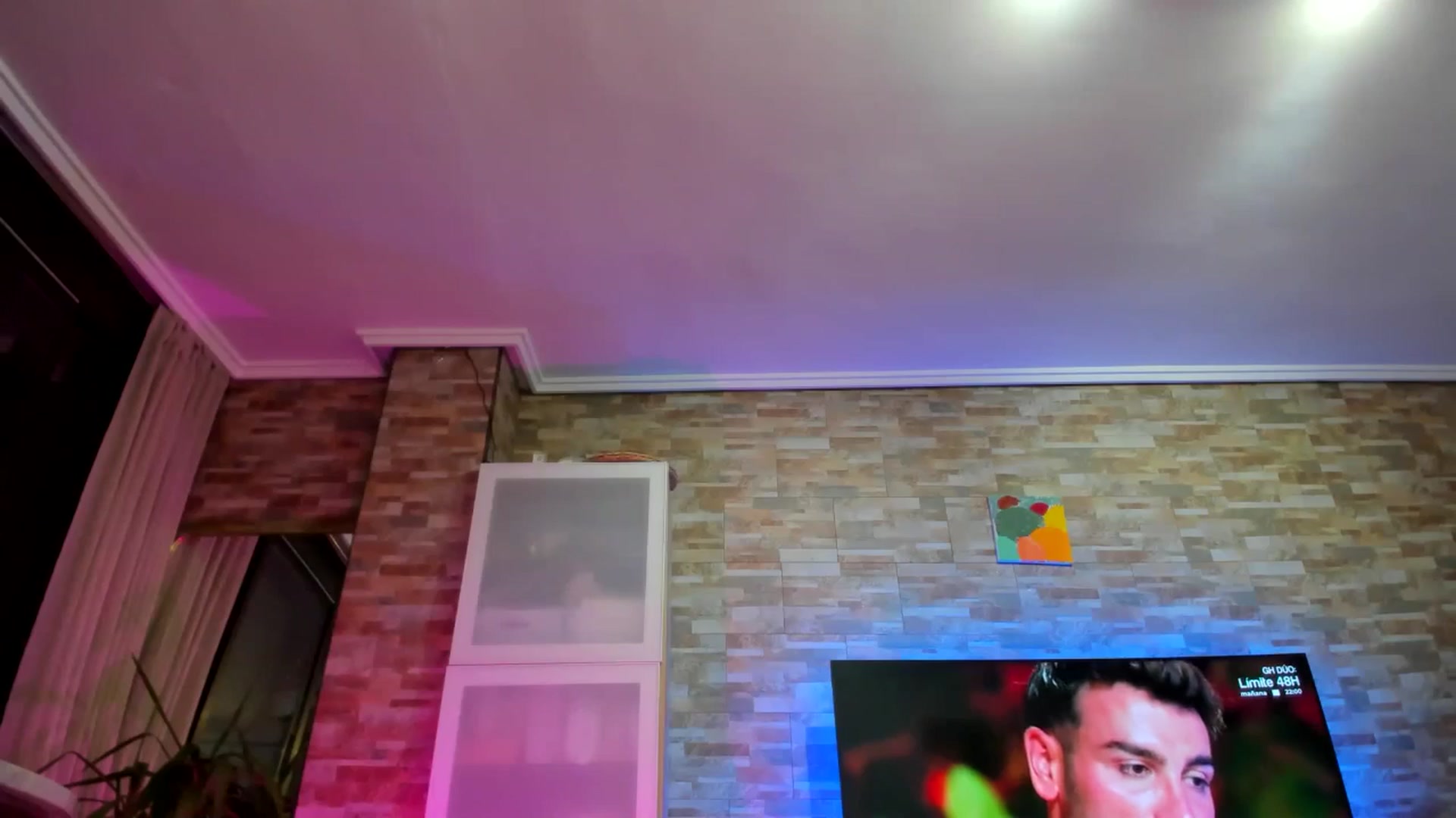 Gallery image thumbnail from Alesia_'s myfreecams stream on, 01/21/2025, 24:02 image 14 of 20