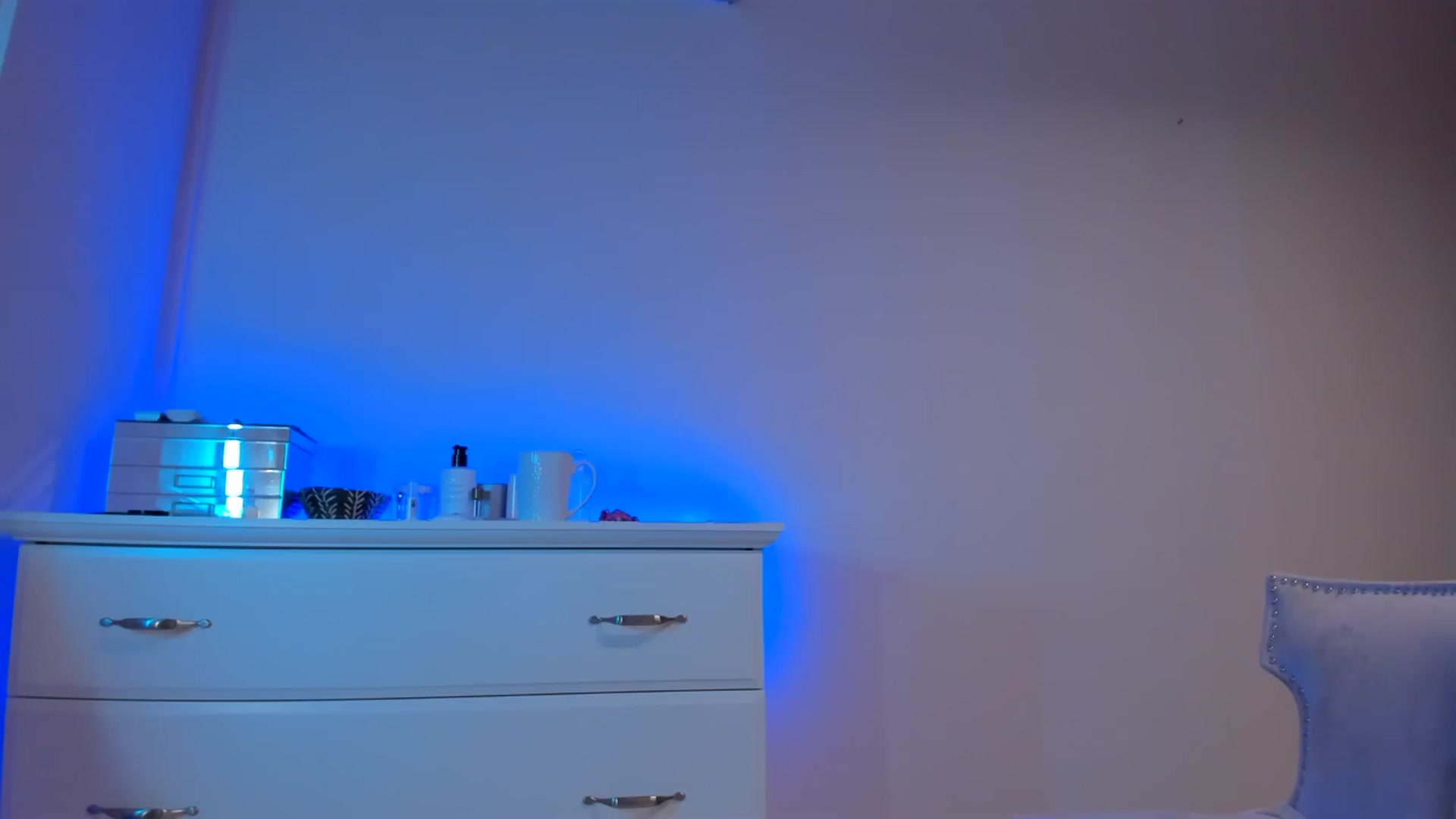 Gallery image thumbnail from Alesia_'s myfreecams stream on, 01/30/2025, 24:02 image 14 of 20
