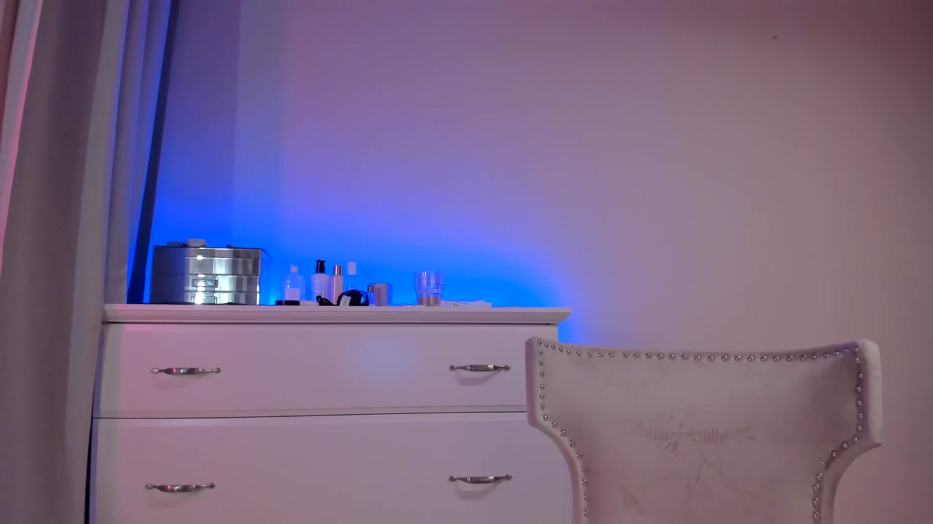 Gallery image thumbnail from Alesia_'s myfreecams stream on, 02/04/2025, 22:35 image 14 of 20