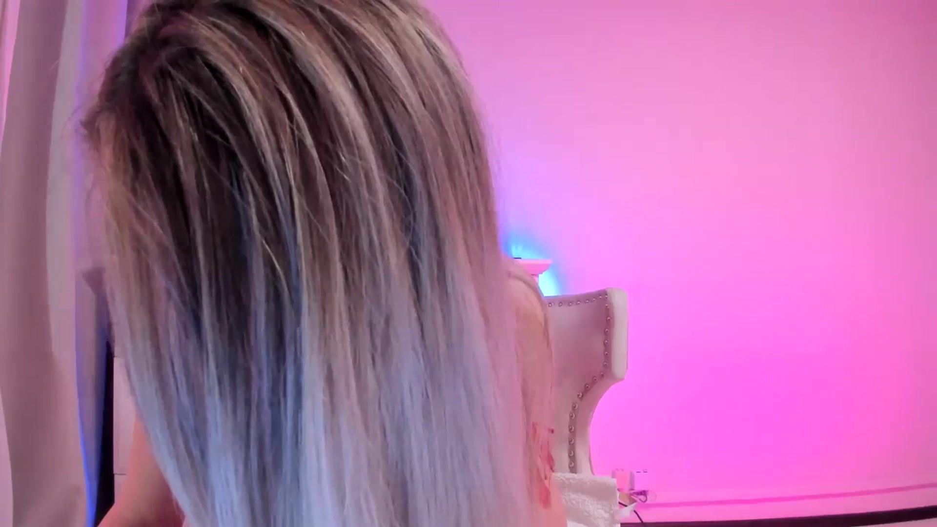 Gallery image thumbnail from Alesia_'s myfreecams stream on, 02/14/2025, 23:30 image 20 of 20