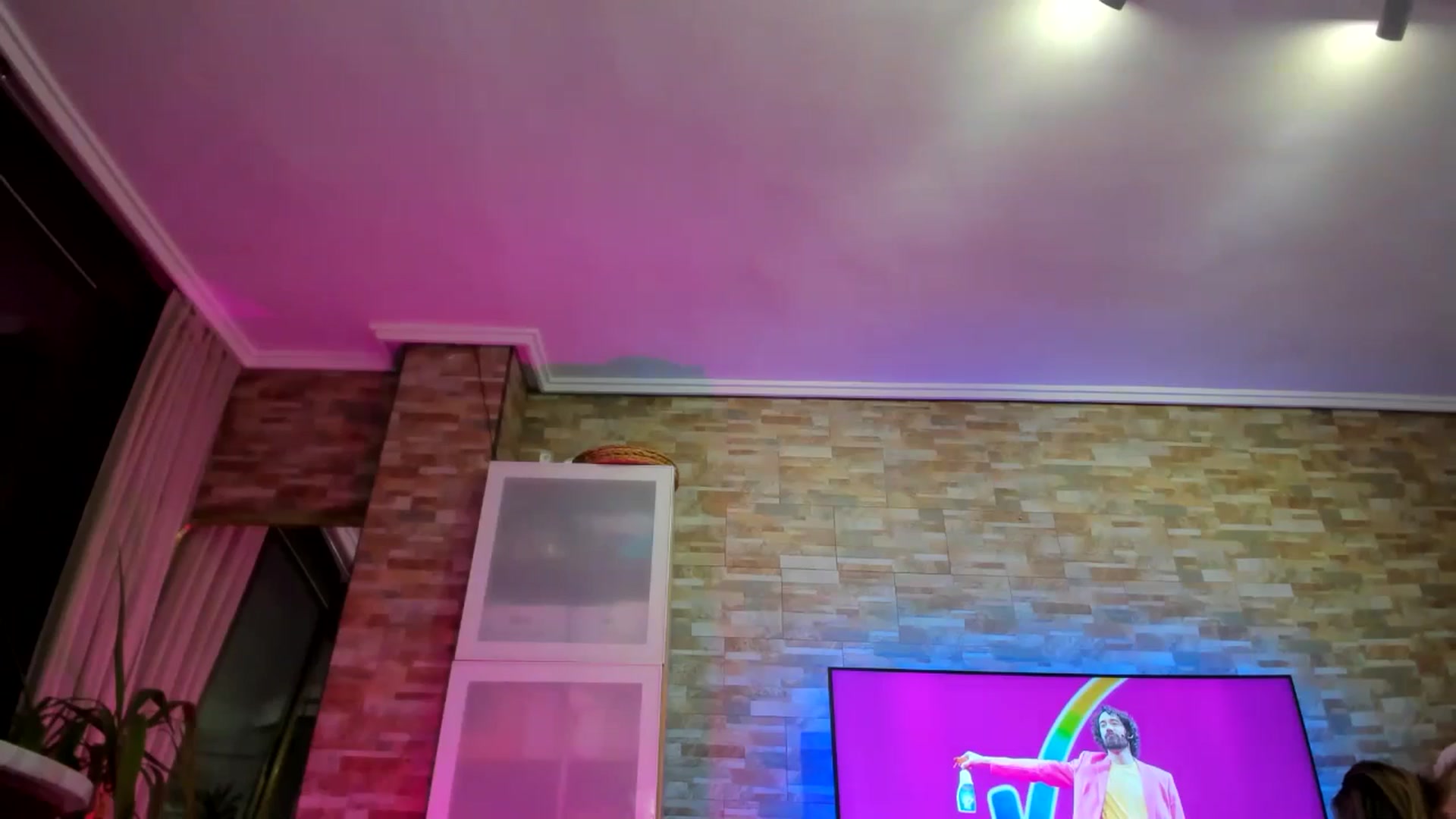 Gallery image thumbnail from Alesia_'s myfreecams stream on, 04/17/2025, 24:05 image 4 of 20