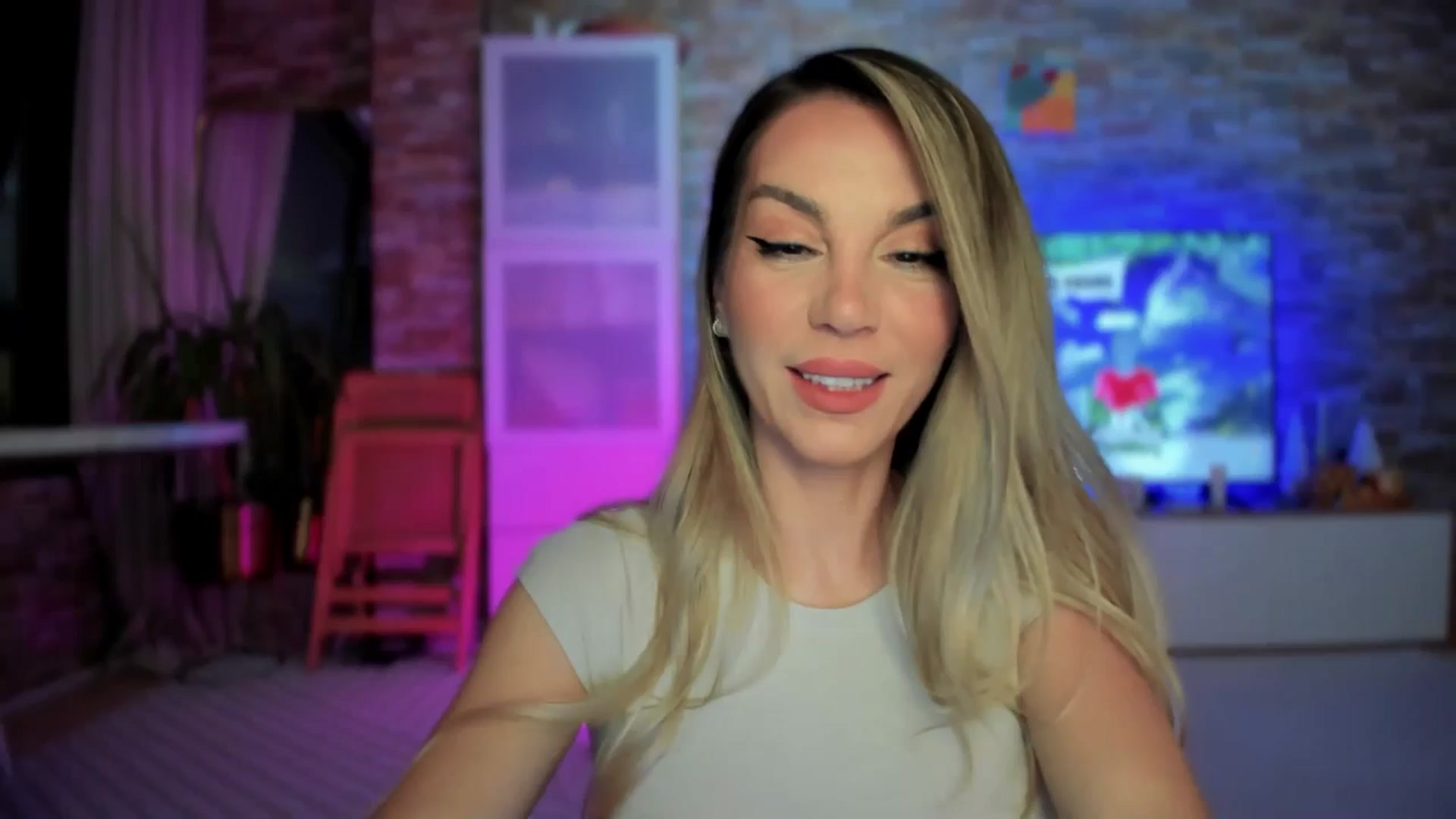 Gallery image thumbnail from Alesia_'s myfreecams stream on, 04/24/2025, 22:09 image 1 of 20