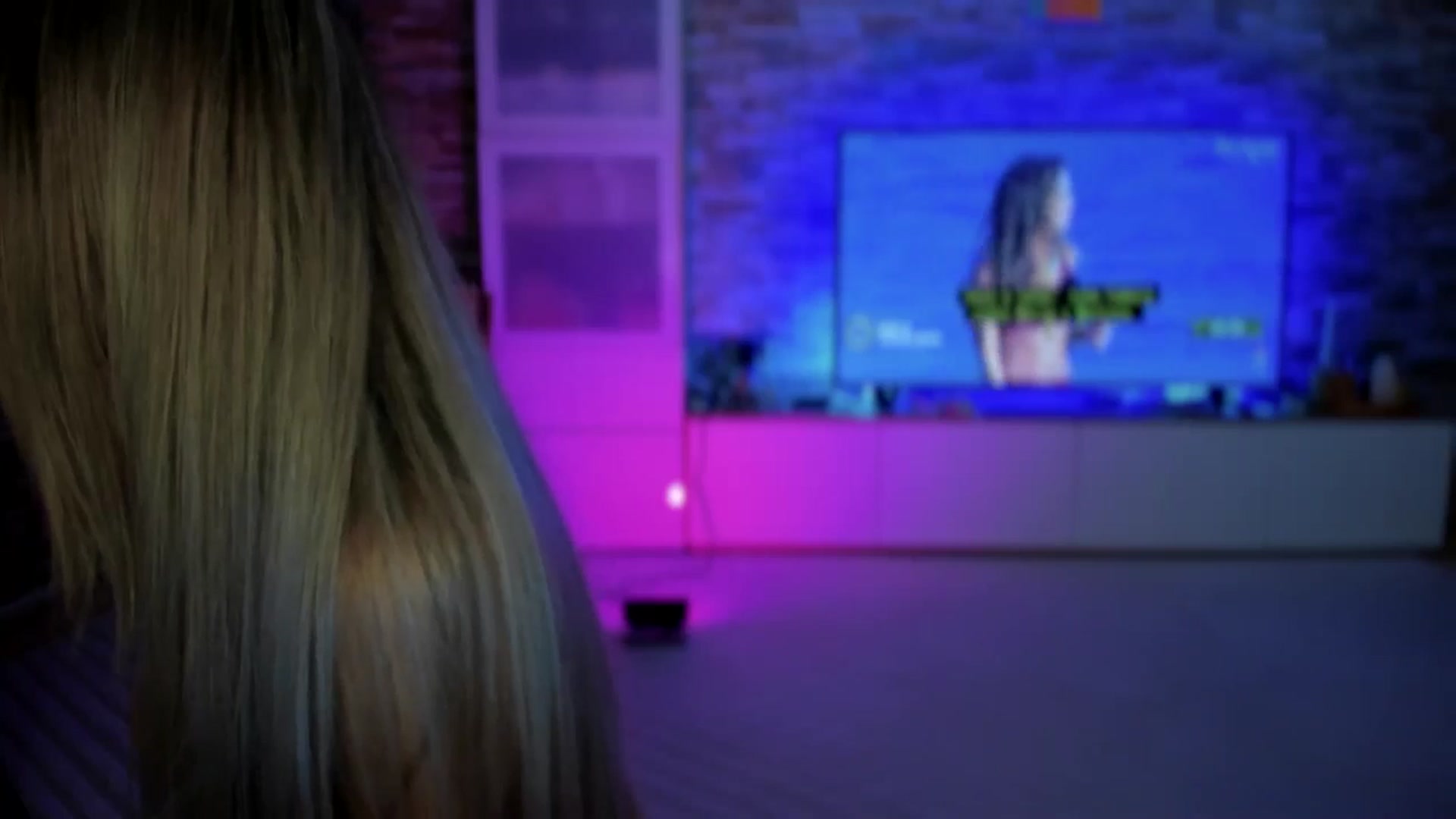 Gallery image thumbnail from Alesia_'s myfreecams stream on, 05/01/2025, 23:46 image 14 of 20