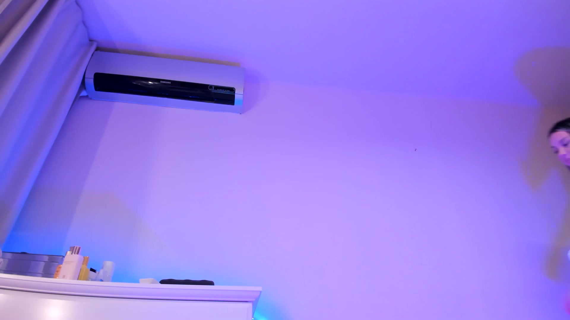 Gallery image thumbnail from Alesia_'s myfreecams stream on, 09/06/2025, 23:14 image 12 of 20