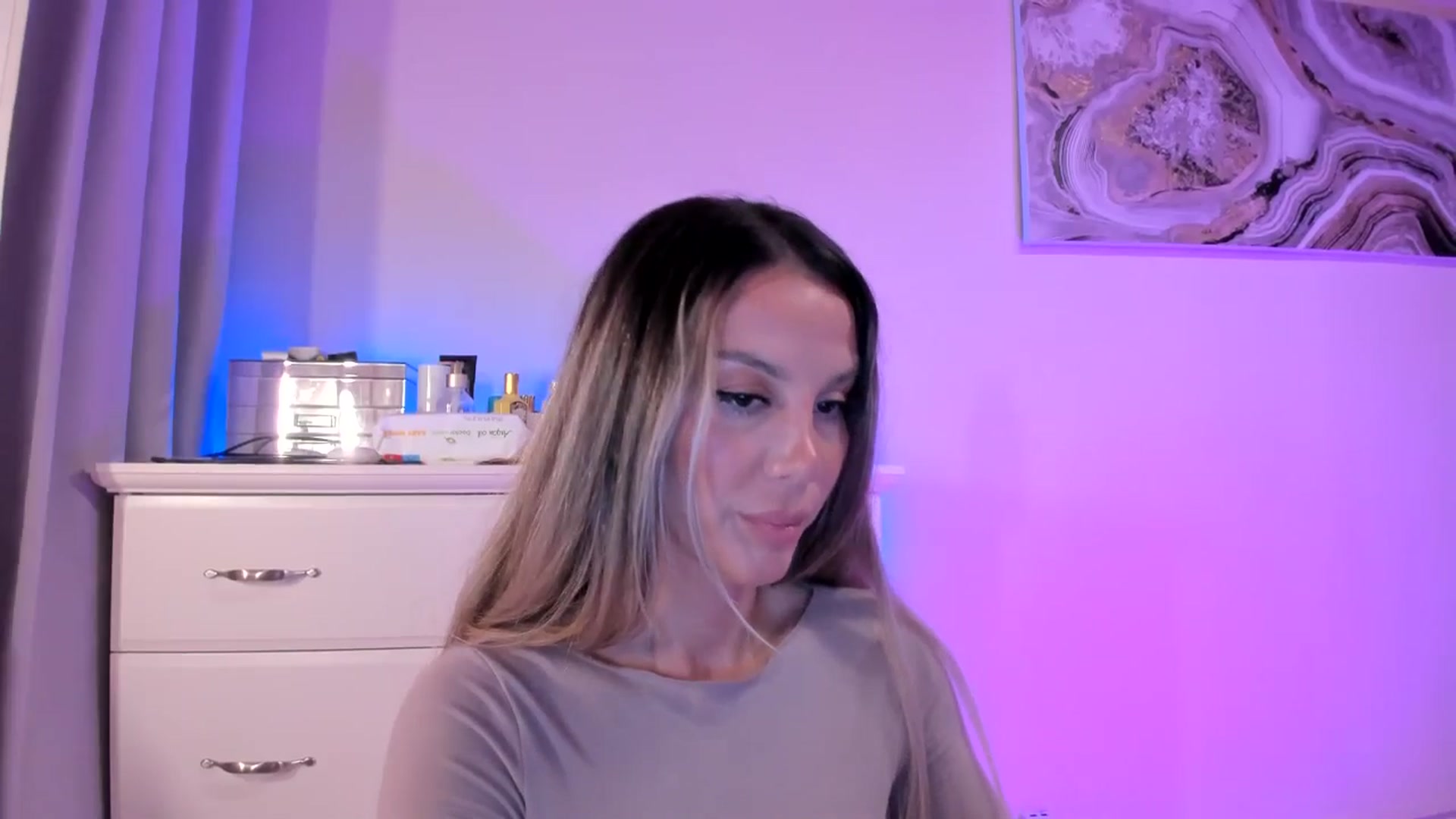 Gallery image thumbnail from Alesia_'s myfreecams stream on, 10/13/2025, 22:49 image 11 of 20