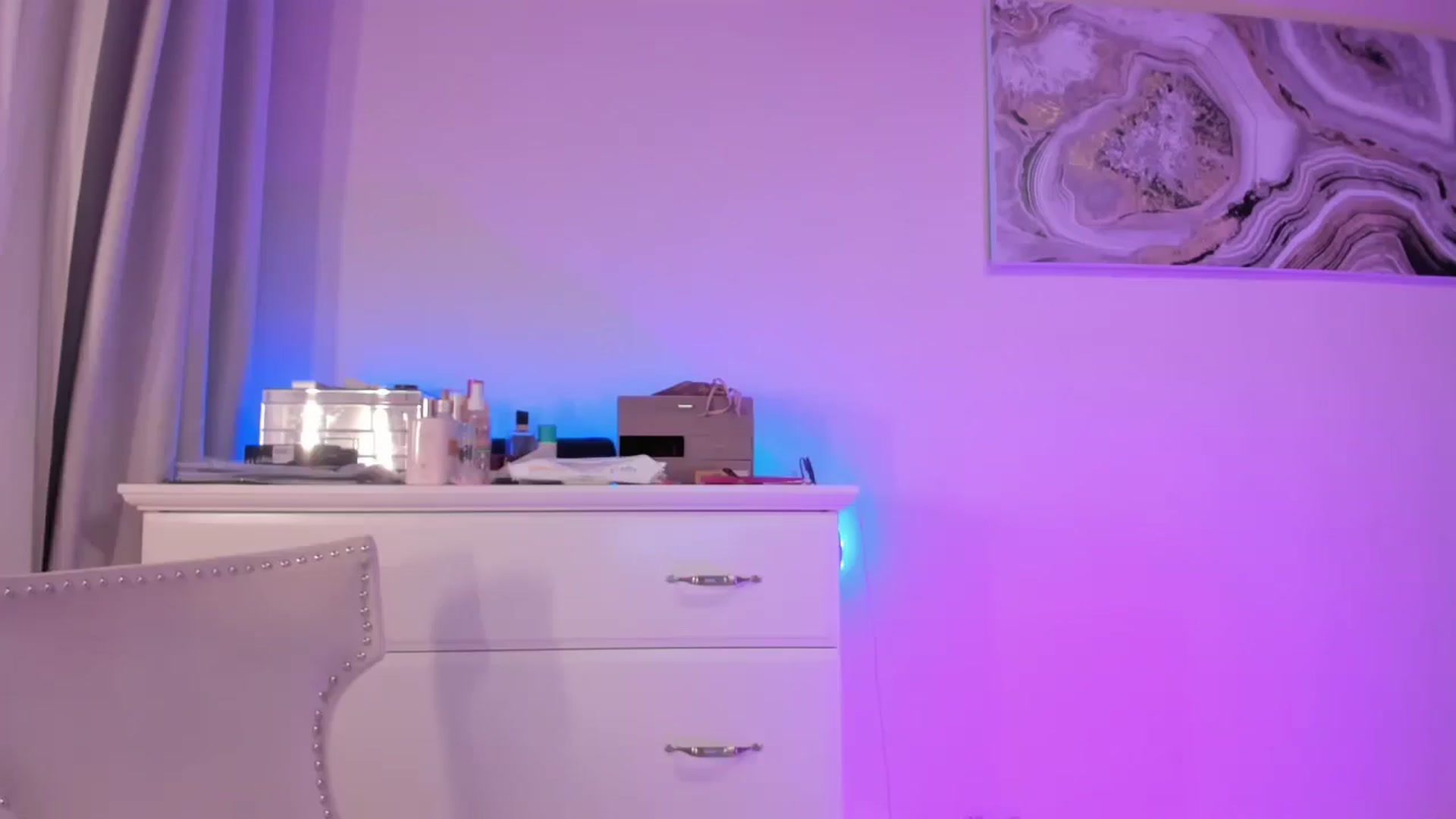 Gallery image thumbnail from Alesia_'s myfreecams stream on, 10/29/2025, 22:06 image 15 of 20