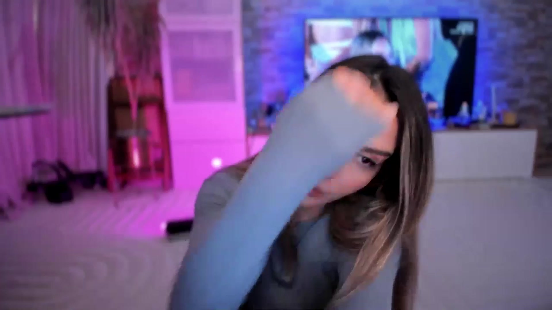 Gallery image thumbnail from Alesia_'s myfreecams stream on, 11/11/2025, 24:55 image 10 of 20