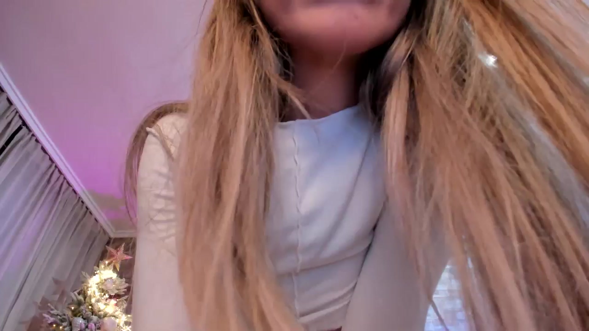 Gallery image thumbnail from Alesia_'s myfreecams stream on, 11/22/2025, 22:55 image 17 of 20