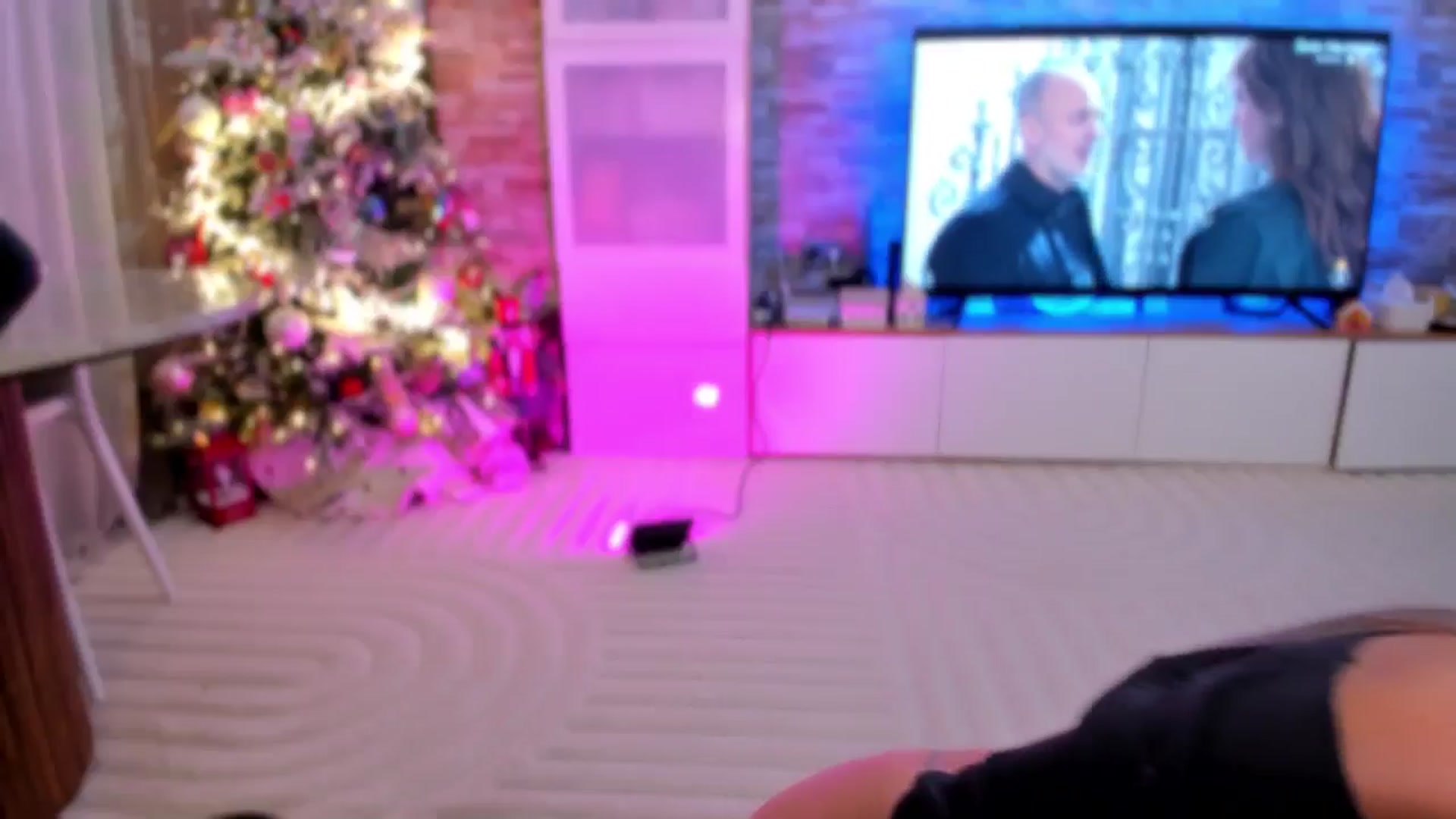 Gallery image thumbnail from Alesia_'s myfreecams stream on, 11/26/2025, 23:44 image 6 of 20