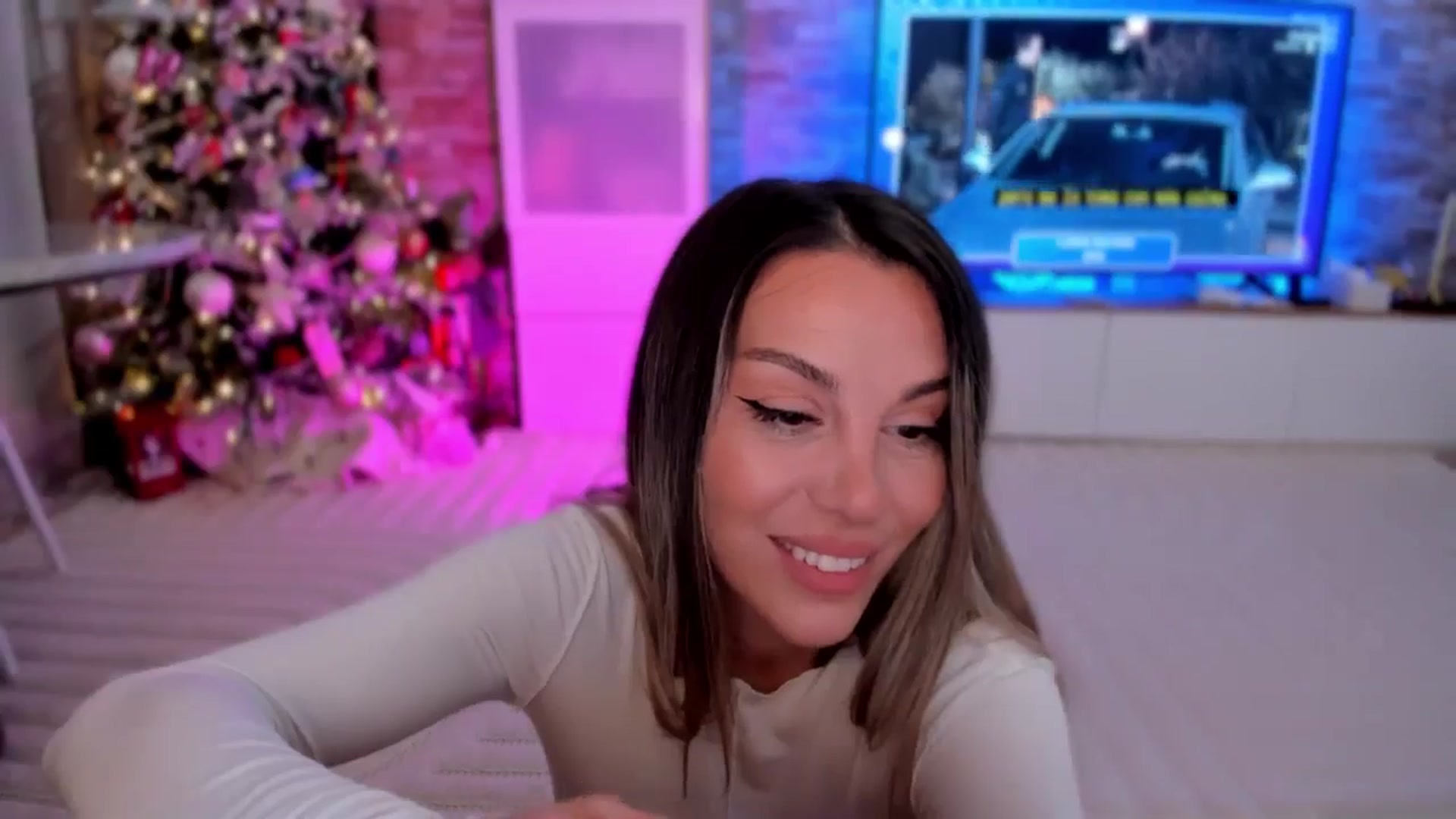 Gallery image thumbnail from Alesia_'s myfreecams stream on, 12/13/2025, 02:38 image 13 of 20