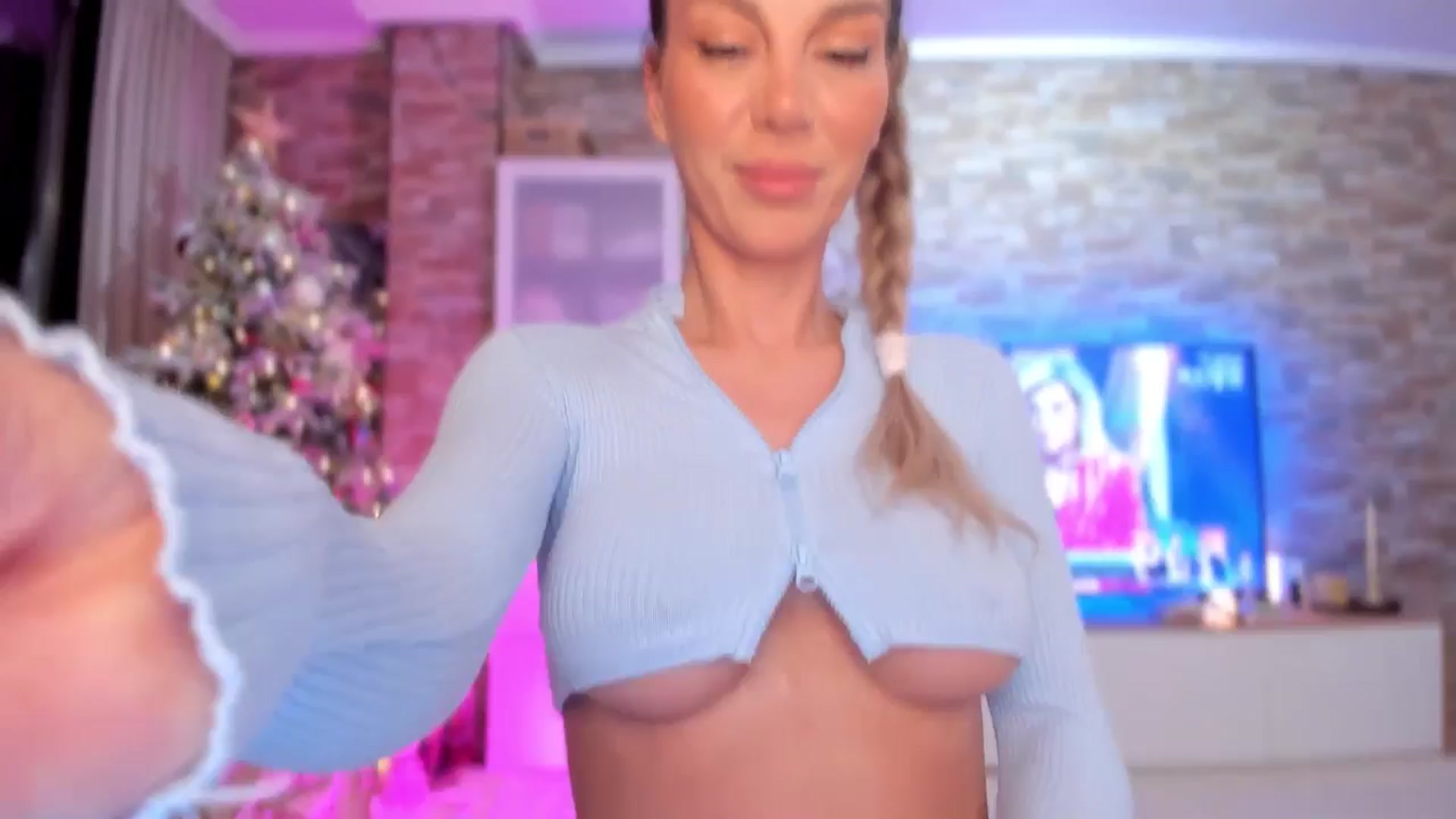 Gallery image thumbnail from Alesia_'s myfreecams stream on, 12/26/2025, 22:55 image 14 of 20