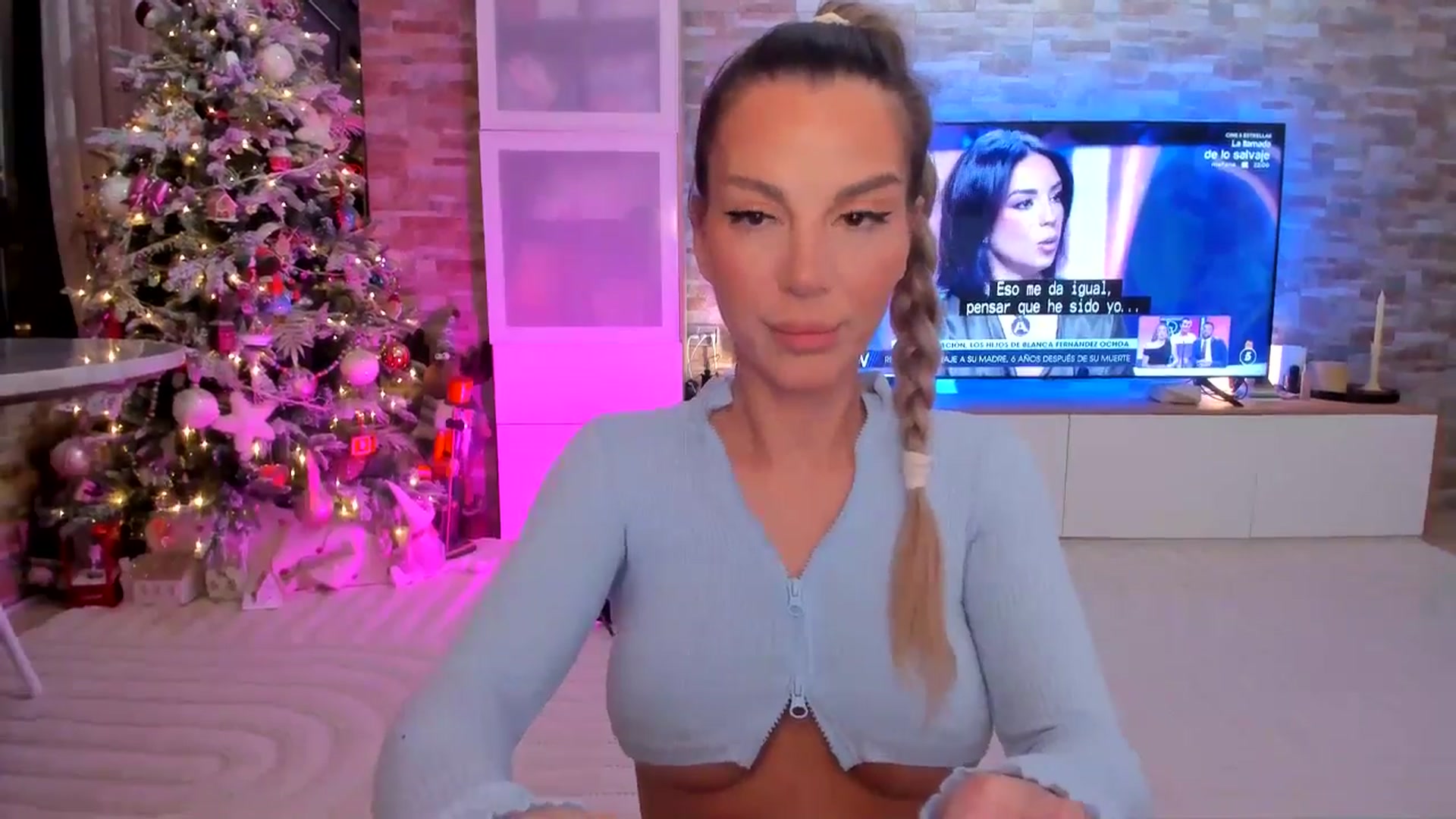 Gallery image thumbnail from Alesia_'s myfreecams stream on, 12/26/2025, 22:55 image 19 of 20