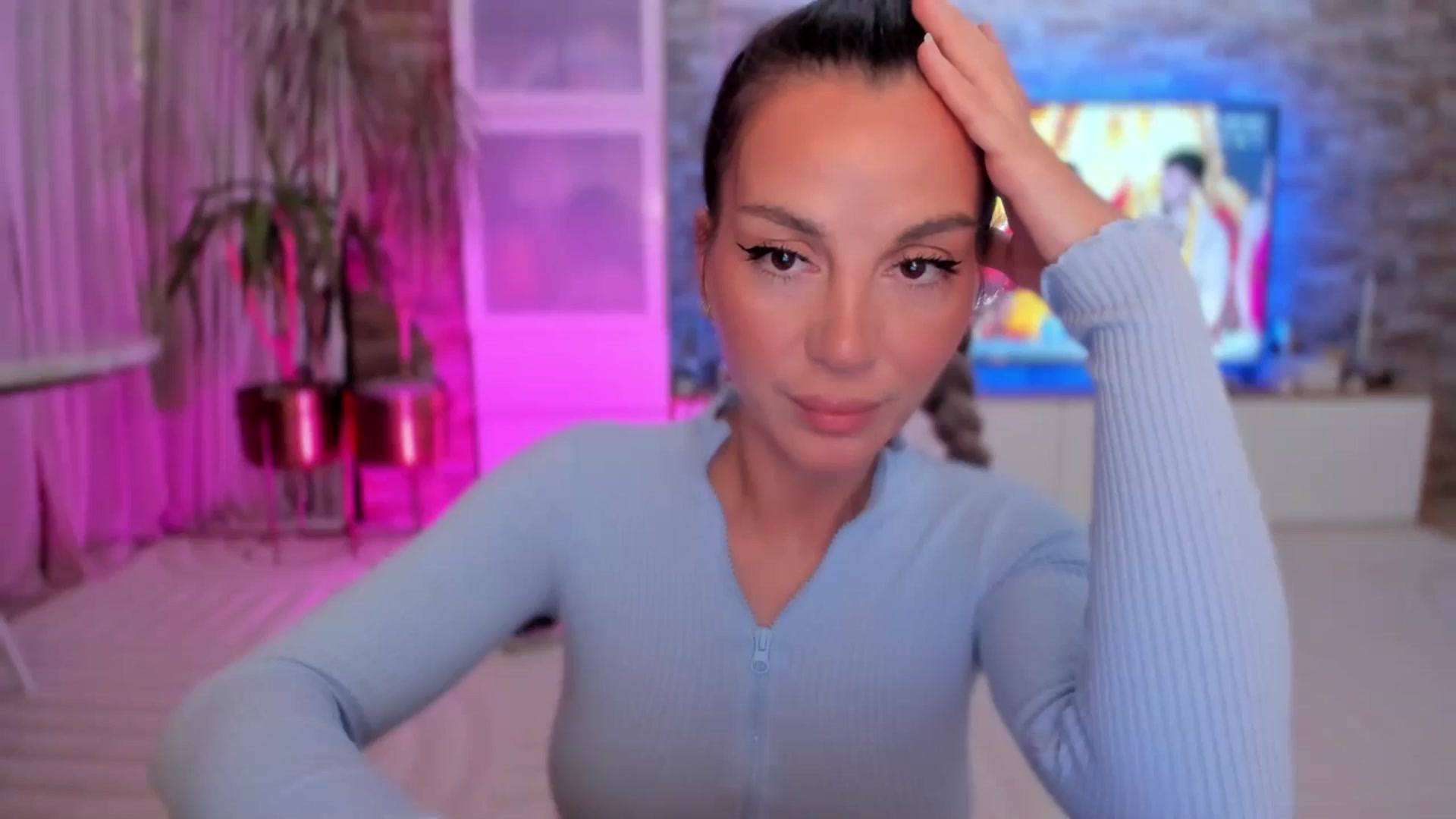 Gallery image thumbnail from Alesia_'s myfreecams stream on, 01/15/2026, 23:48 image 6 of 20