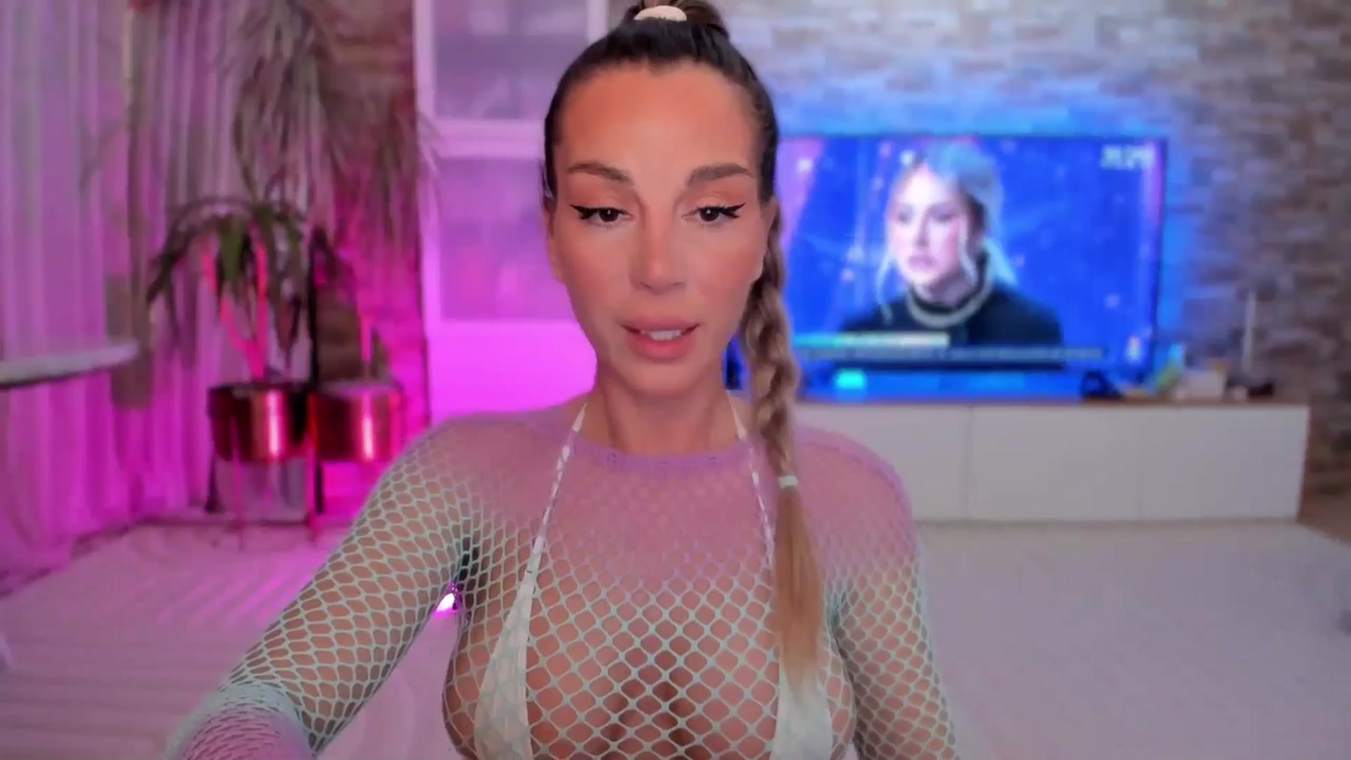 Gallery image thumbnail from Alesia_'s myfreecams stream on, 01/16/2026, 22:28 image 9 of 20
