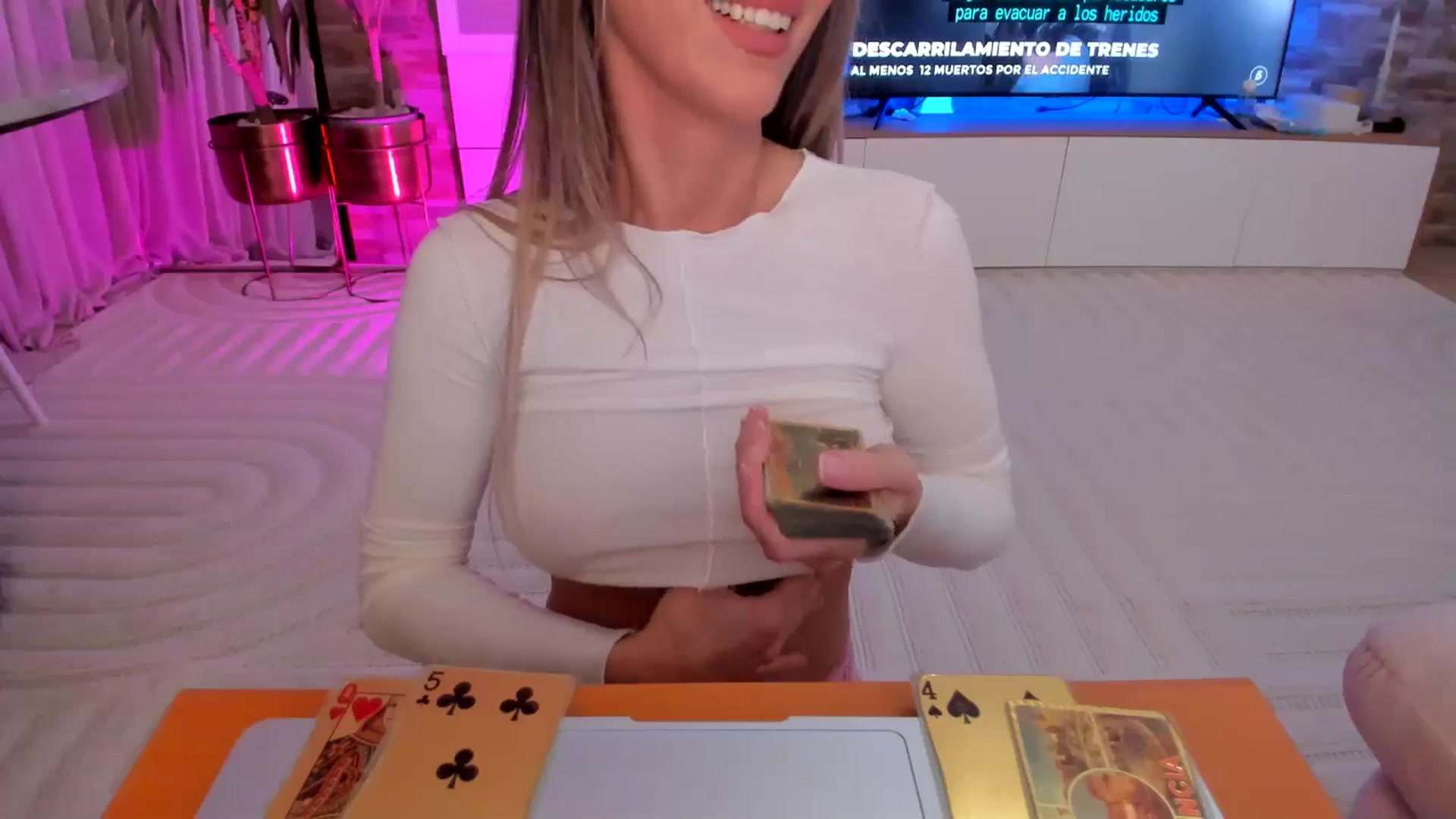 Gallery image thumbnail from Alesia_'s myfreecams stream on, 01/18/2026, 22:24 image 18 of 20