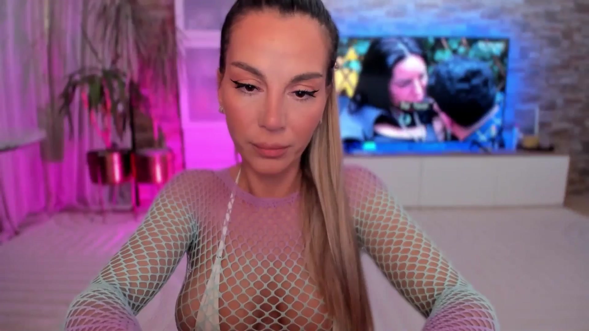 Gallery image thumbnail from Alesia_'s myfreecams stream on, 01/23/2026, 24:16 image 20 of 20
