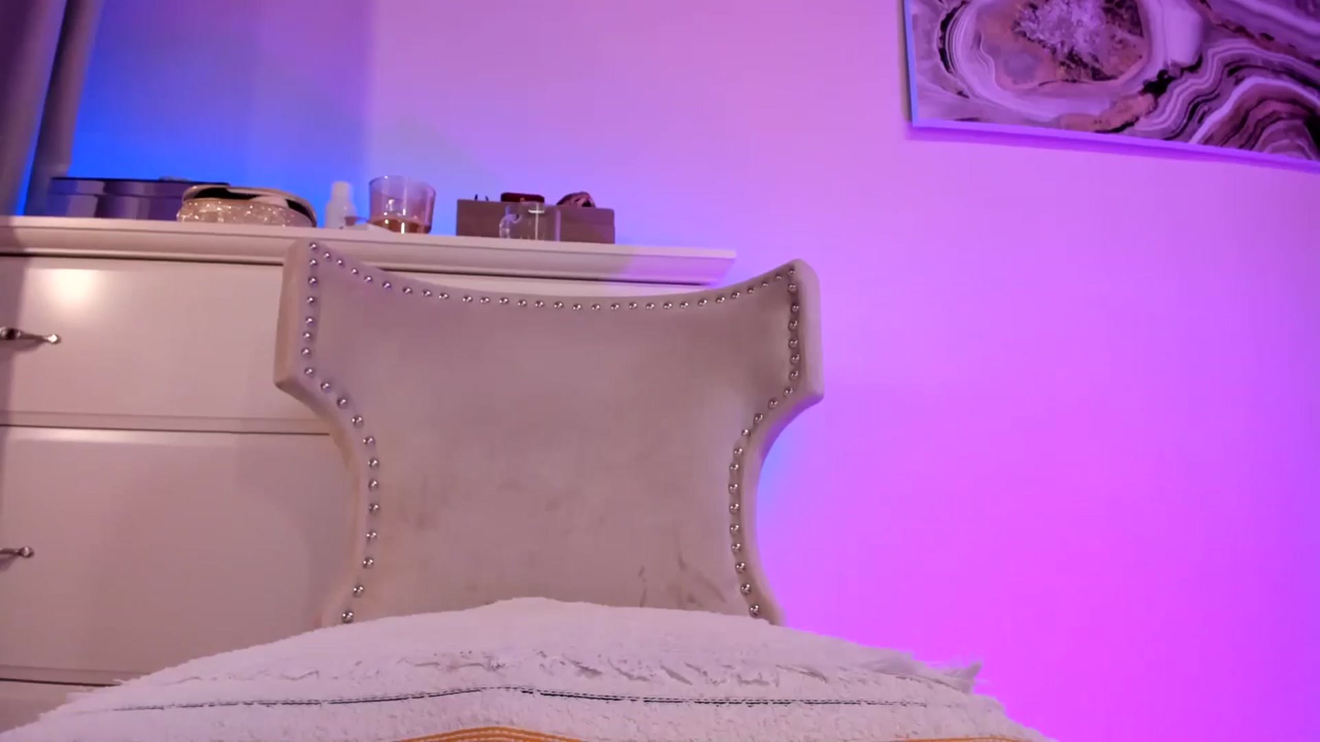 Gallery image thumbnail from Alesia_'s myfreecams stream on, 02/03/2026, 23:51 image 15 of 20