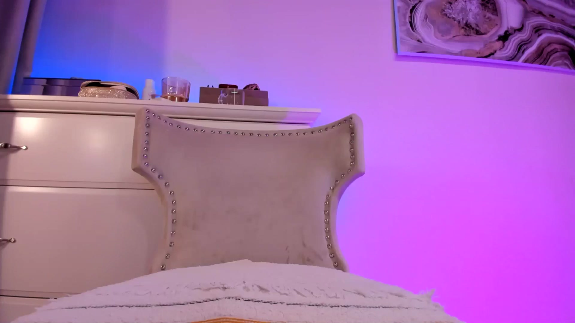 Gallery image thumbnail from Alesia_'s myfreecams stream on, 02/03/2026, 23:51 image 17 of 20