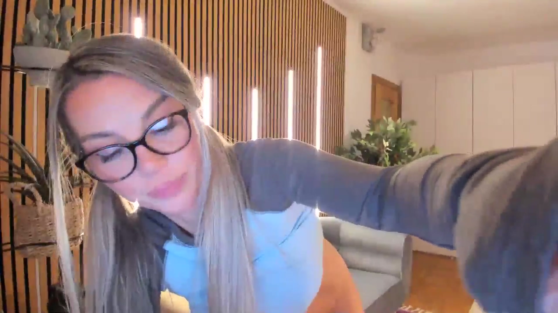Gallery image thumbnail from Alesia_'s myfreecams stream on, 02/14/2026, 02:19 image 12 of 20