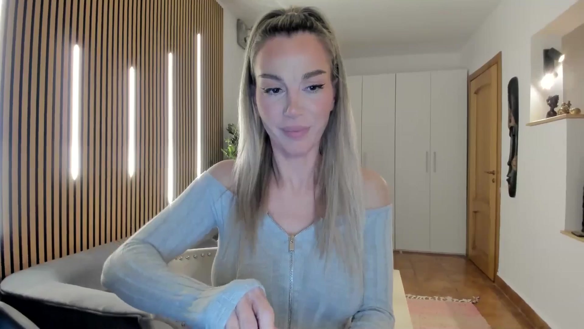 Gallery image thumbnail from Alesia_'s myfreecams stream on, 02/22/2026, 22:26 image 3 of 20