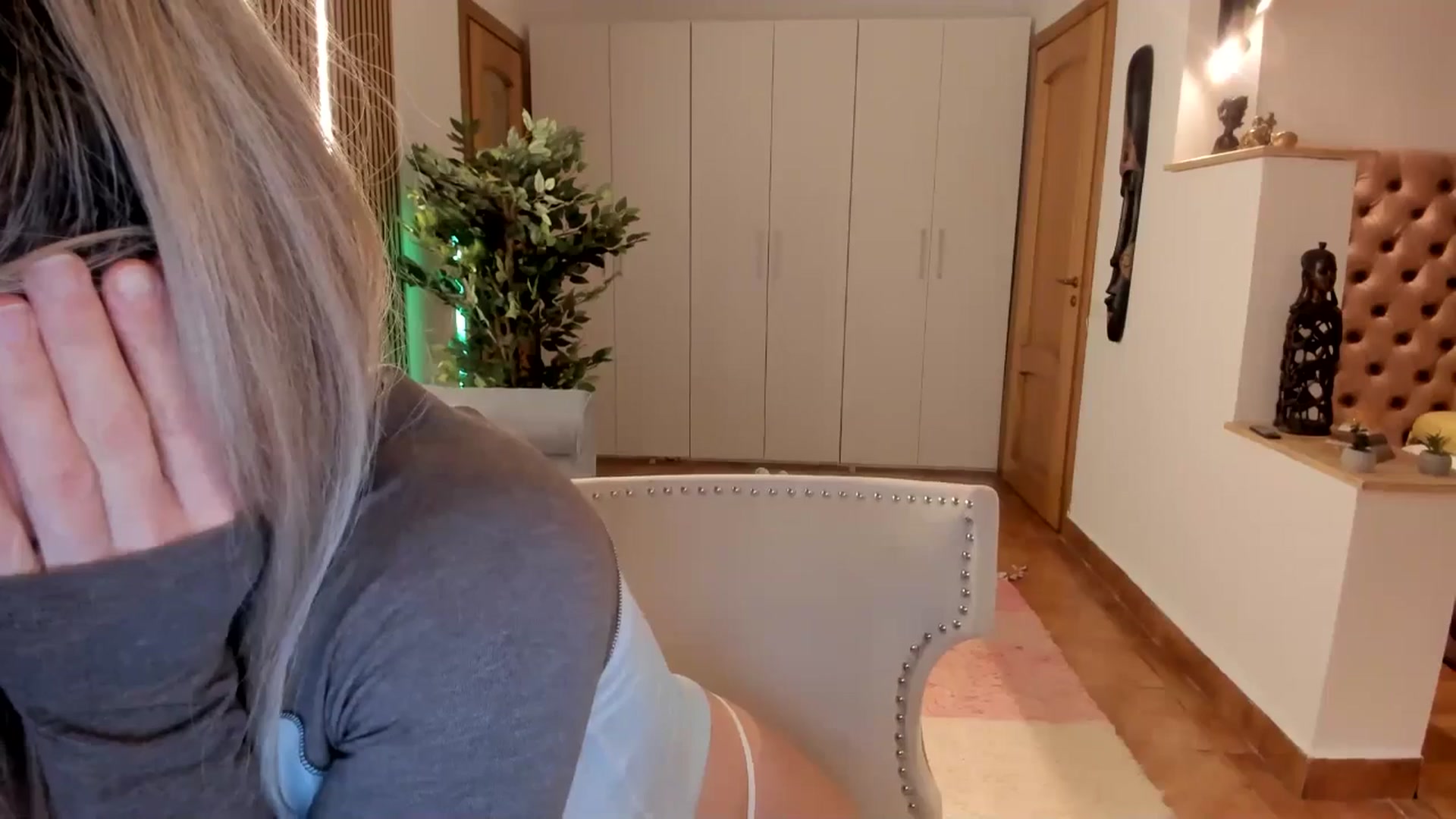 Gallery image thumbnail from Alesia_'s myfreecams stream on, 02/23/2026, 02:19 image 20 of 20