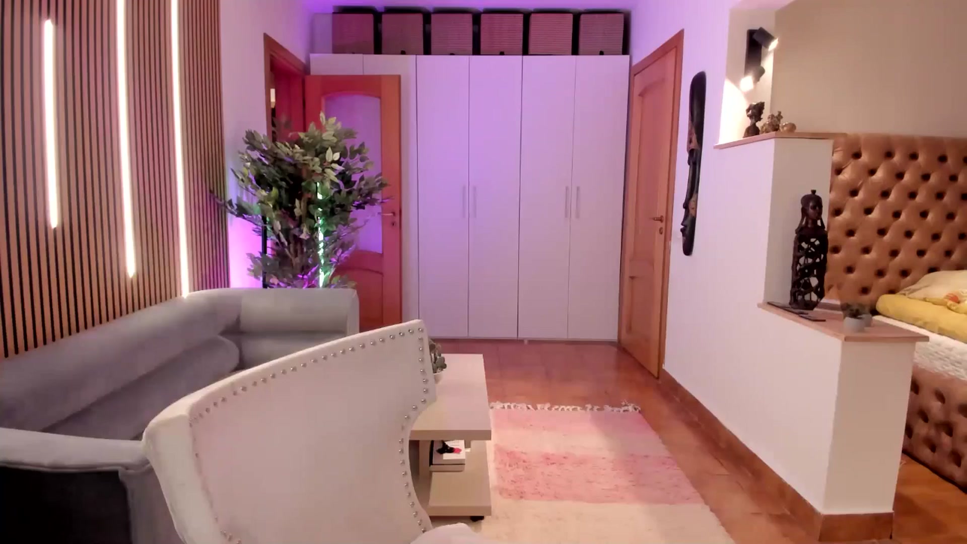 Gallery image thumbnail from Alesia_'s myfreecams stream on, 03/24/2026, 01:34 image 4 of 20