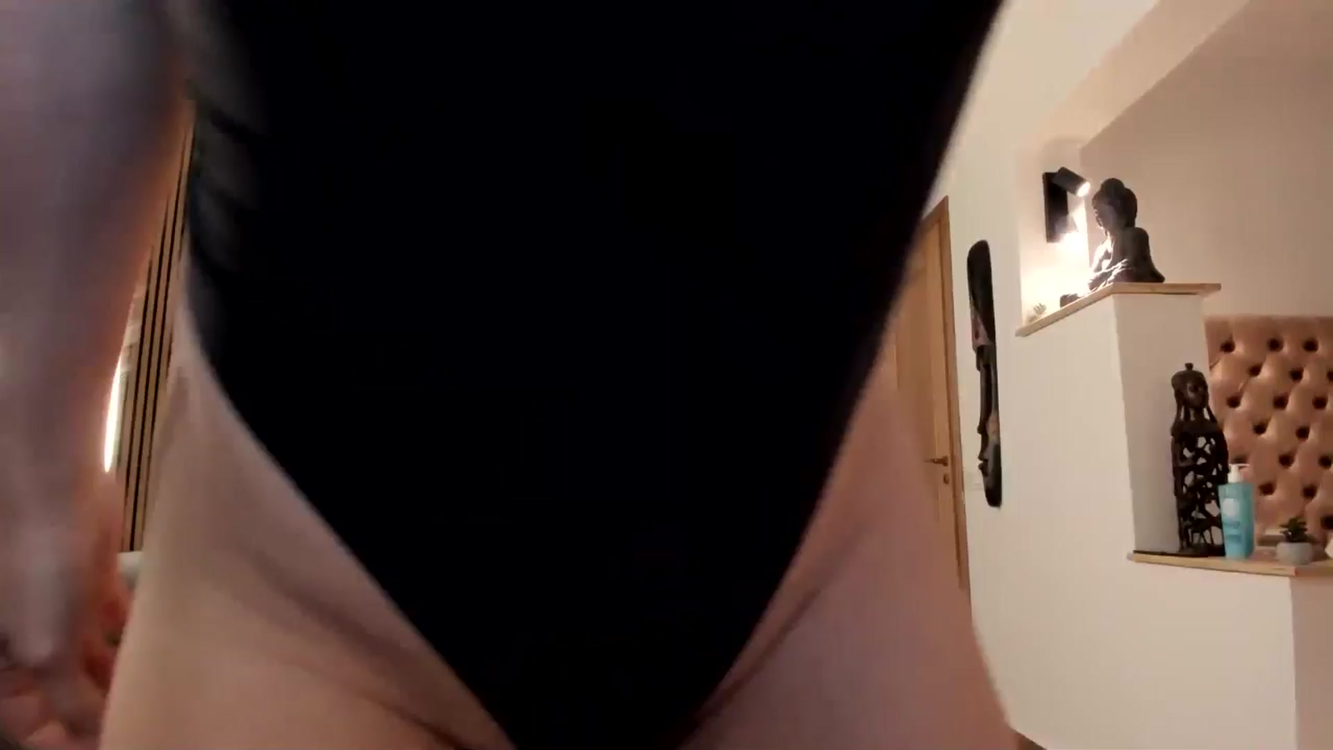Gallery image thumbnail from Alesia_'s myfreecams stream on, 04/26/2026, 21:51 image 1 of 20