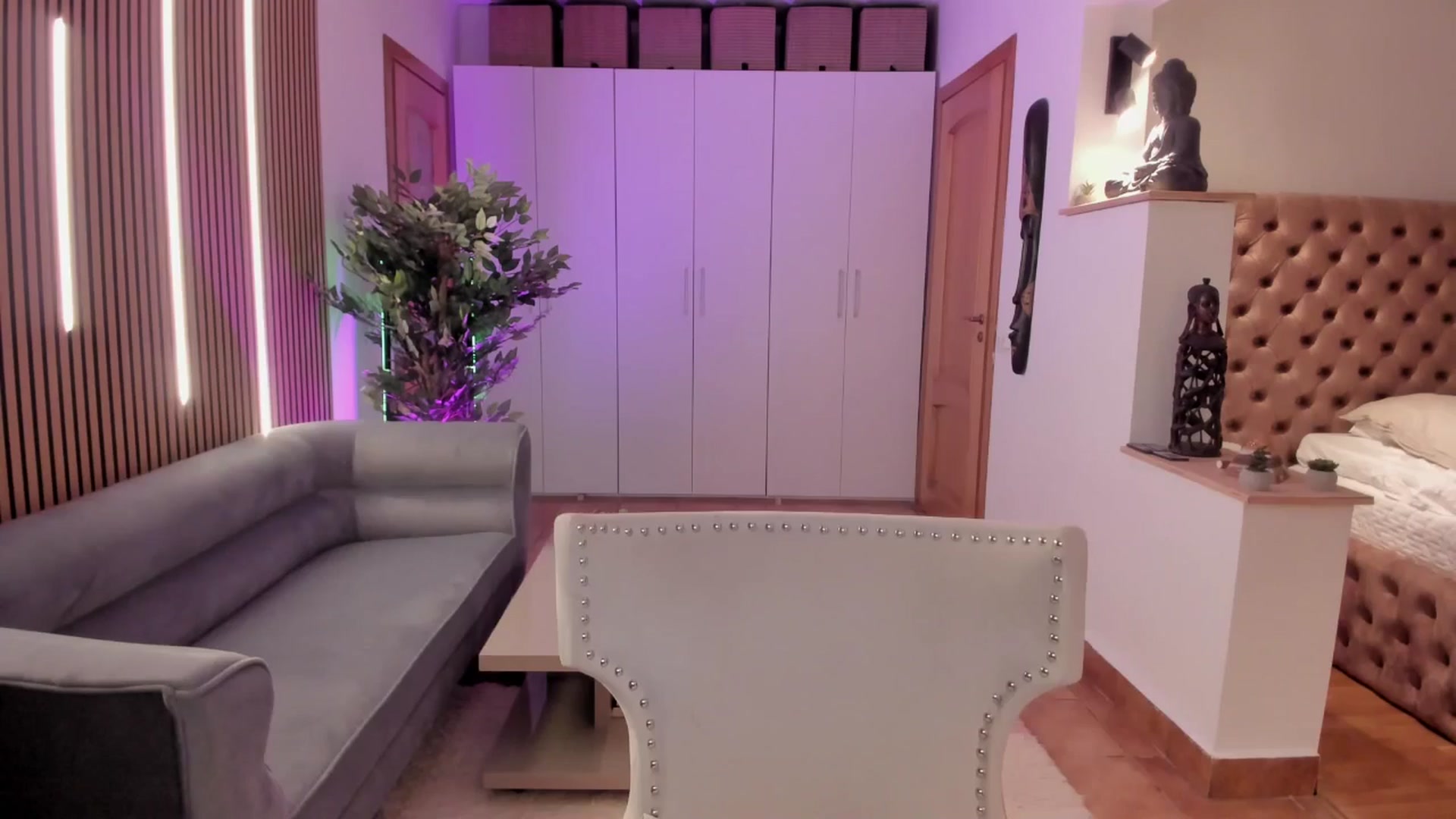Gallery image thumbnail from Alesia_'s myfreecams stream on, 05/02/2026, 24:03 image 20 of 20
