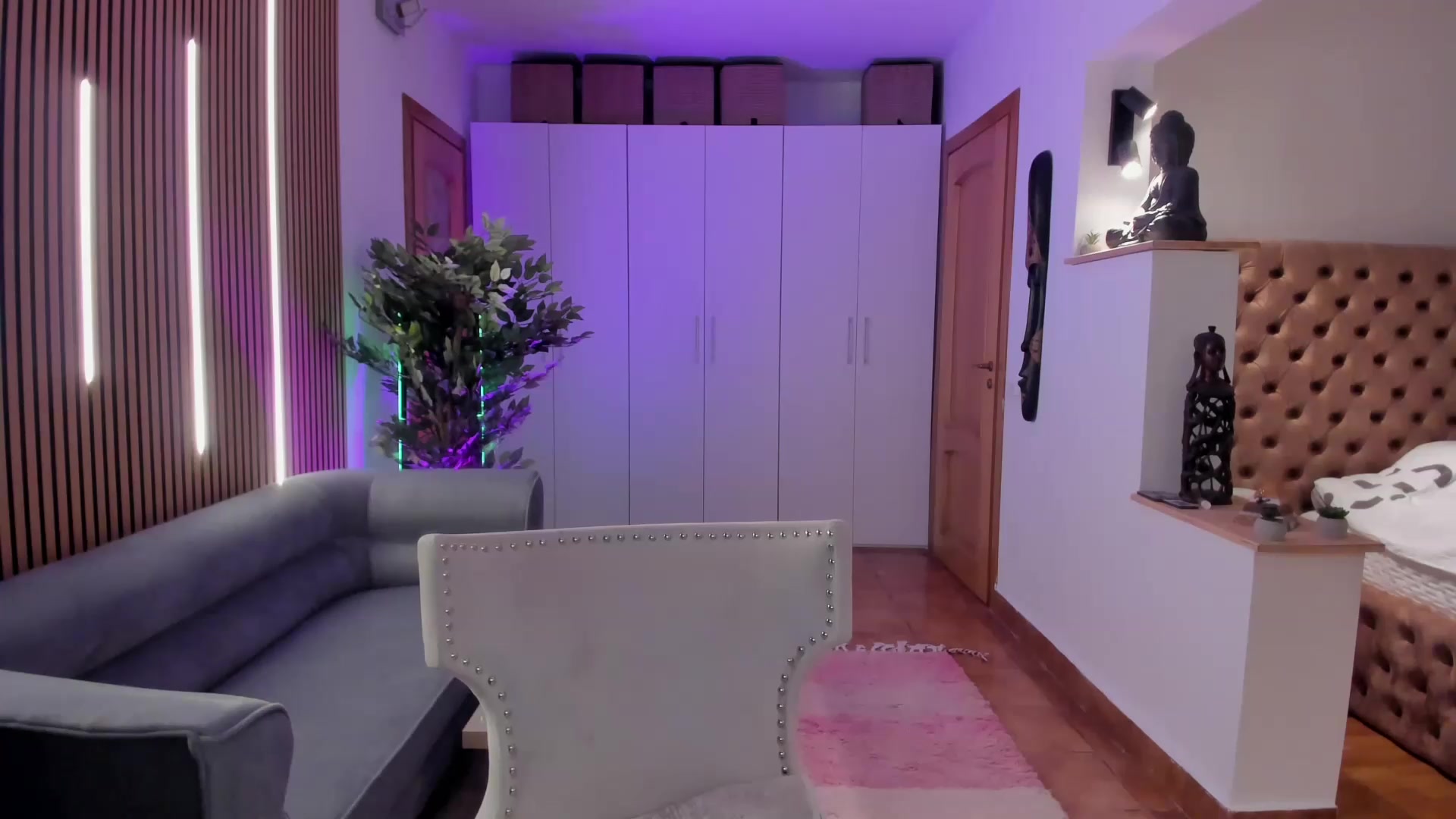 Gallery image thumbnail from Alesia_'s myfreecams stream on, 05/14/2026, 23:51 image 6 of 20