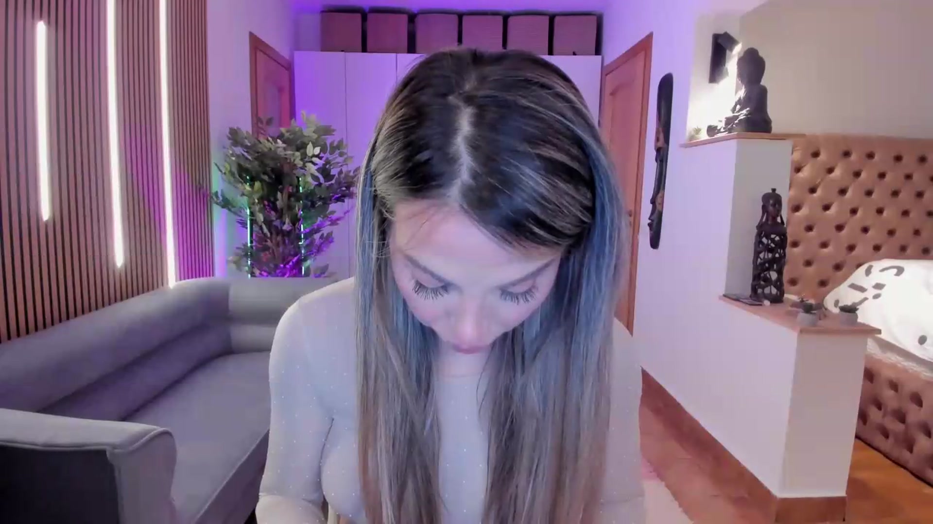 Gallery image thumbnail from Alesia_'s myfreecams stream on, 05/15/2026, 23:04 image 18 of 20