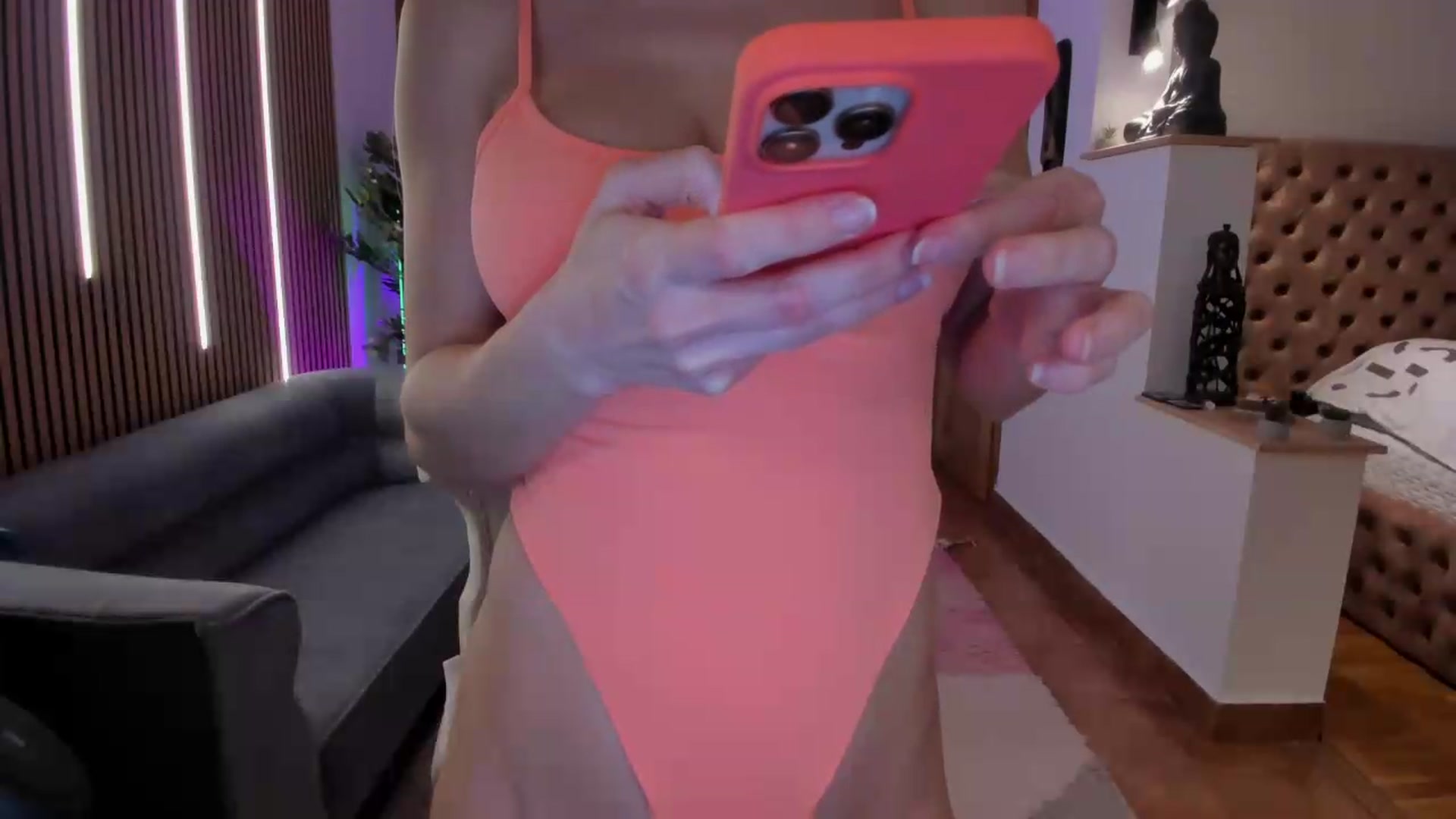 Gallery image thumbnail from Alesia_'s myfreecams stream on, 05/16/2026, 23:34 image 12 of 20