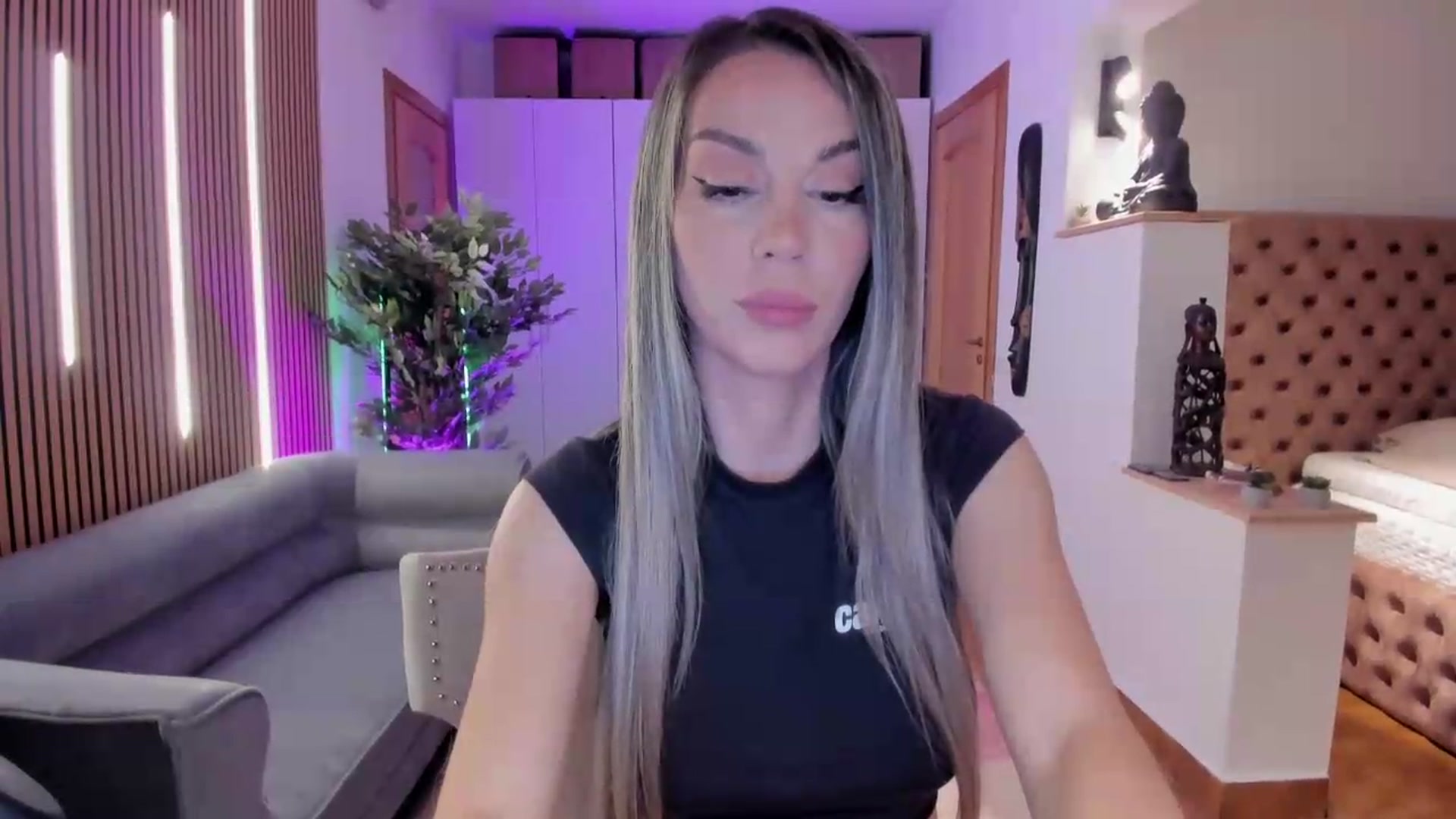 Gallery image thumbnail from Alesia_'s myfreecams stream on, 05/23/2026, 22:45 image 6 of 20