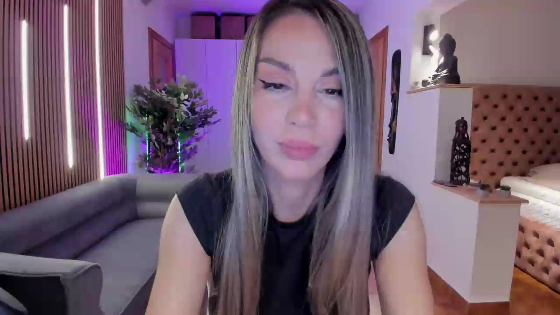 Gallery image thumbnail from Alesia_'s myfreecams stream on, 05/23/2026, 22:45 image 1 of 20