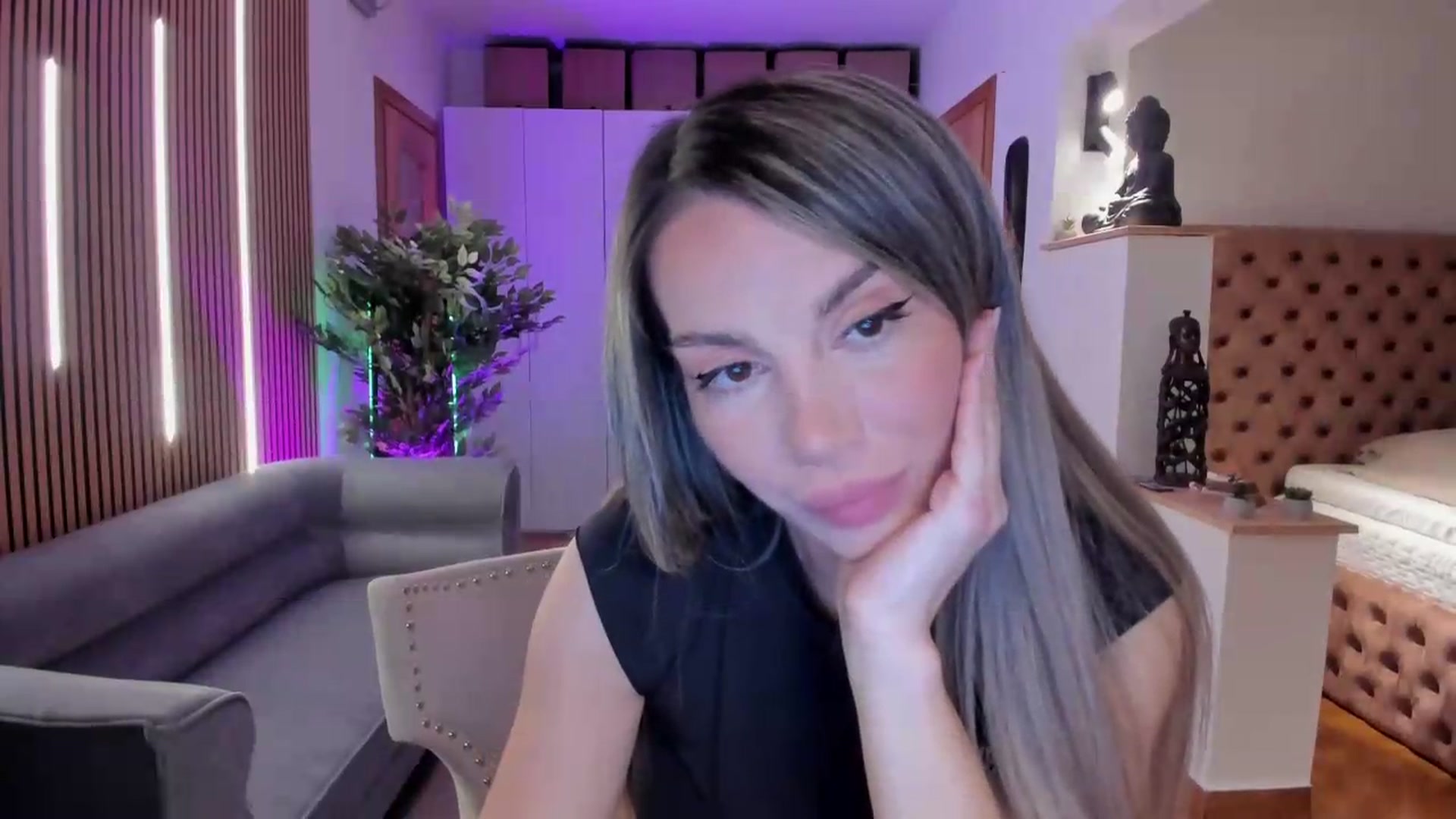 Gallery image thumbnail from Alesia_'s myfreecams stream on, 05/23/2026, 22:45 image 12 of 20