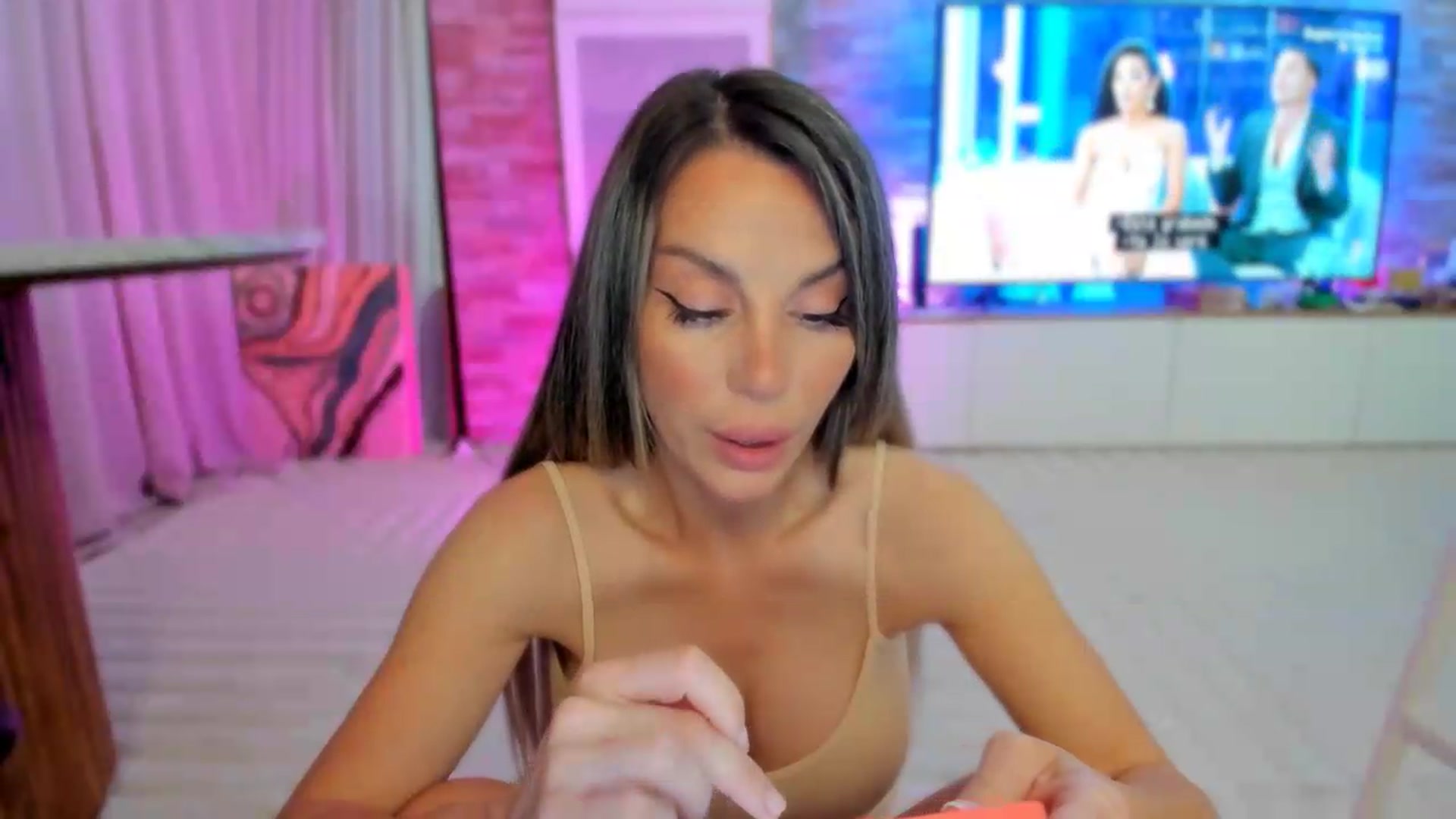 Gallery image thumbnail from Alesia_'s myfreecams stream on, 06/10/2026, 23:14 image 14 of 20