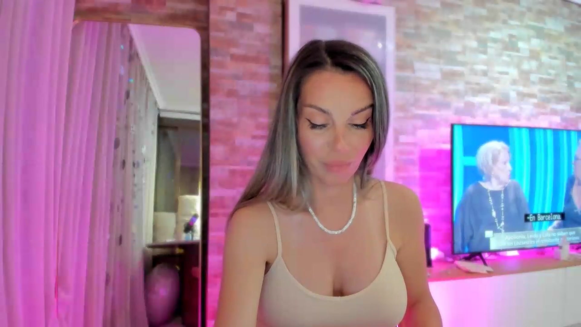 Gallery image thumbnail from Alesia_'s myfreecams stream on, 06/20/2026, 23:15 image 4 of 20