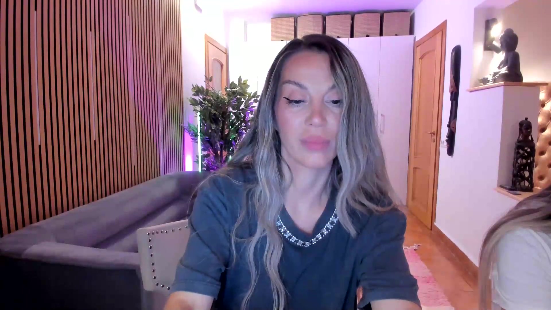 Gallery image thumbnail from Alesia_'s myfreecams stream on, 07/29/2026, 23:51 image 19 of 20