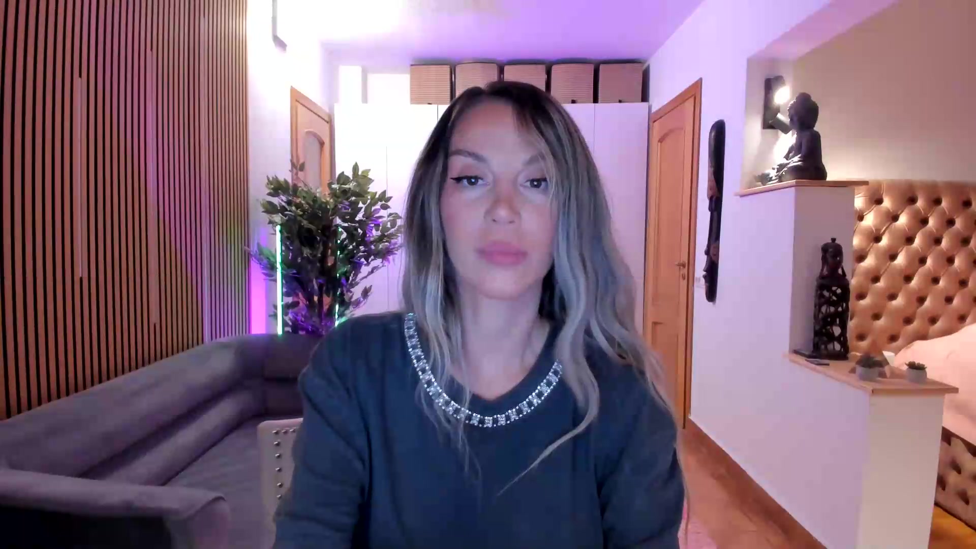 Gallery image thumbnail from Alesia_'s myfreecams stream on, 07/29/2026, 23:51 image 4 of 20