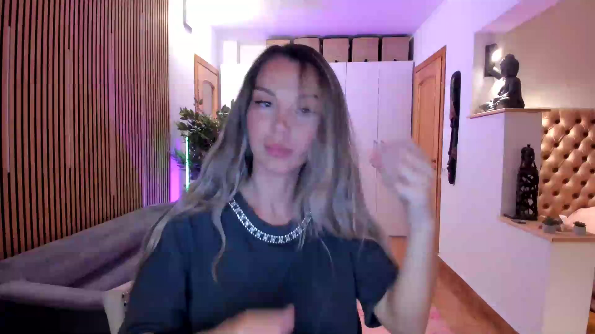 Gallery image thumbnail from Alesia_'s myfreecams stream on, 07/29/2026, 23:51 image 5 of 20