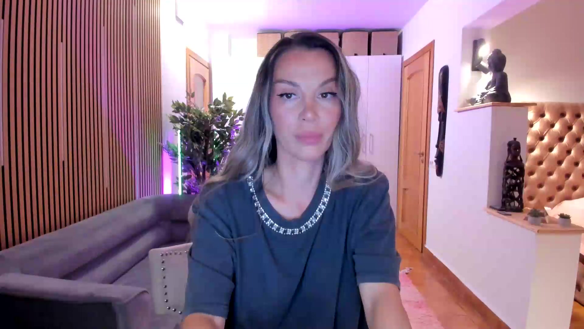 Gallery image thumbnail from Alesia_'s myfreecams stream on, 07/29/2026, 23:51 image 8 of 20