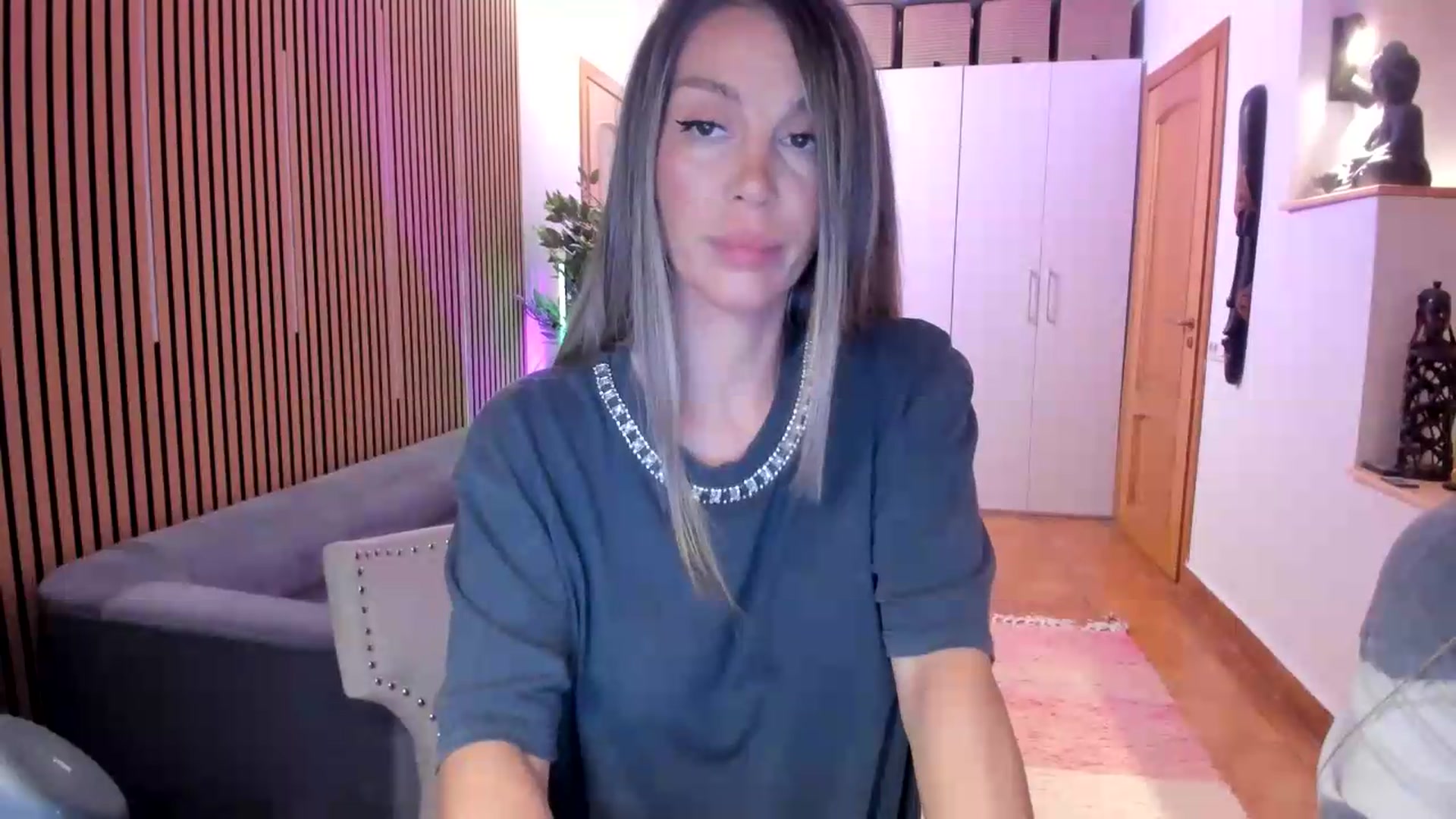 Gallery image thumbnail from Alesia_'s myfreecams stream on, 08/02/2026, 22:50 image 16 of 20